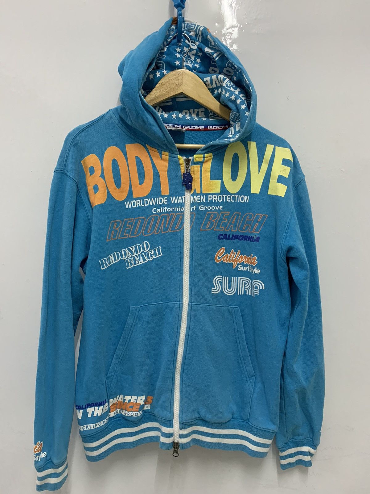 image of Vintage Body Glove Hoodie Nice Design, Men's (Size Medium)