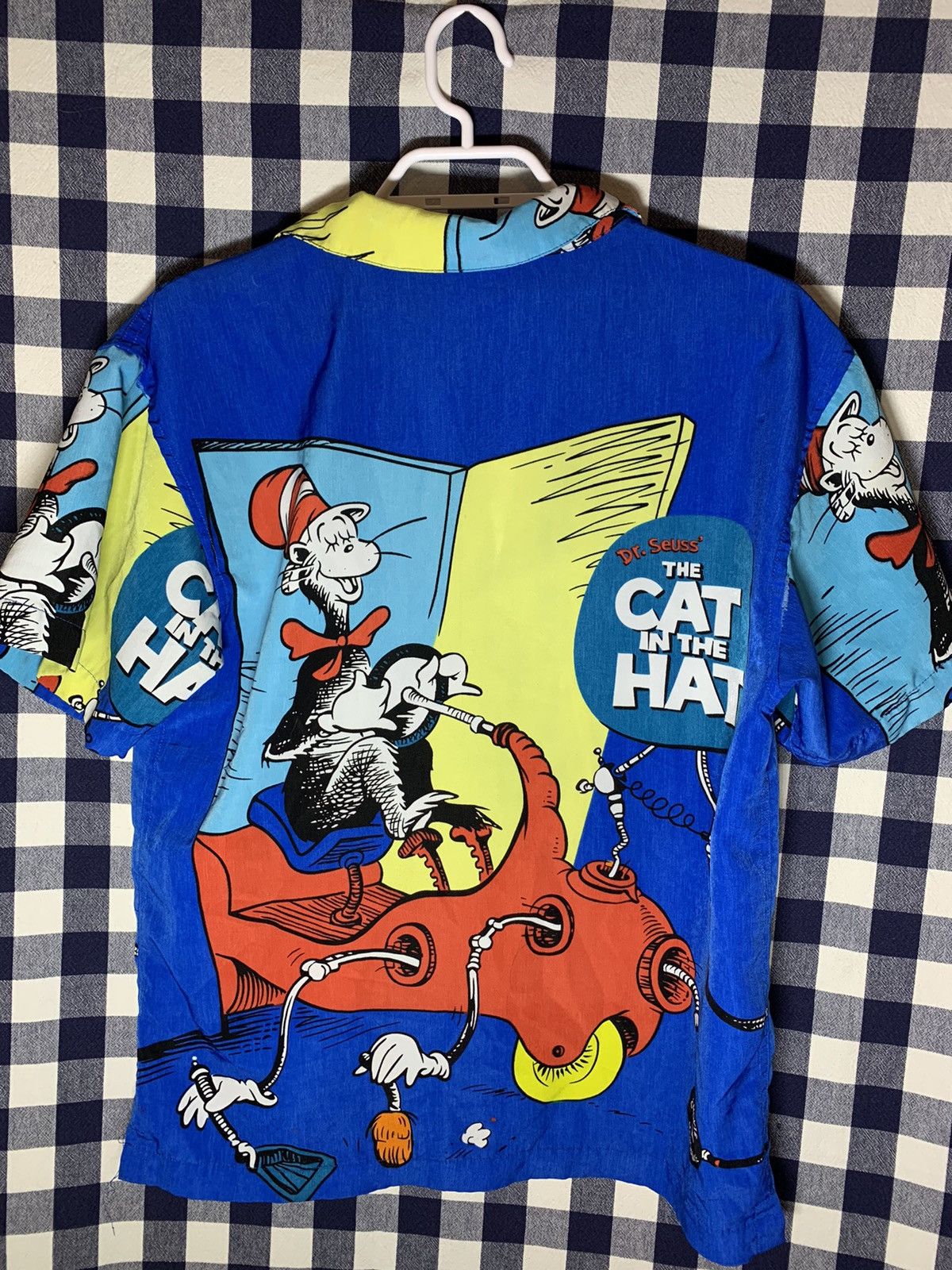 Vintage Vintage Dr Seuss’ Cat in the Hat T-shirt Size US XL / EU 56 / 4 - 5 Thumbnail