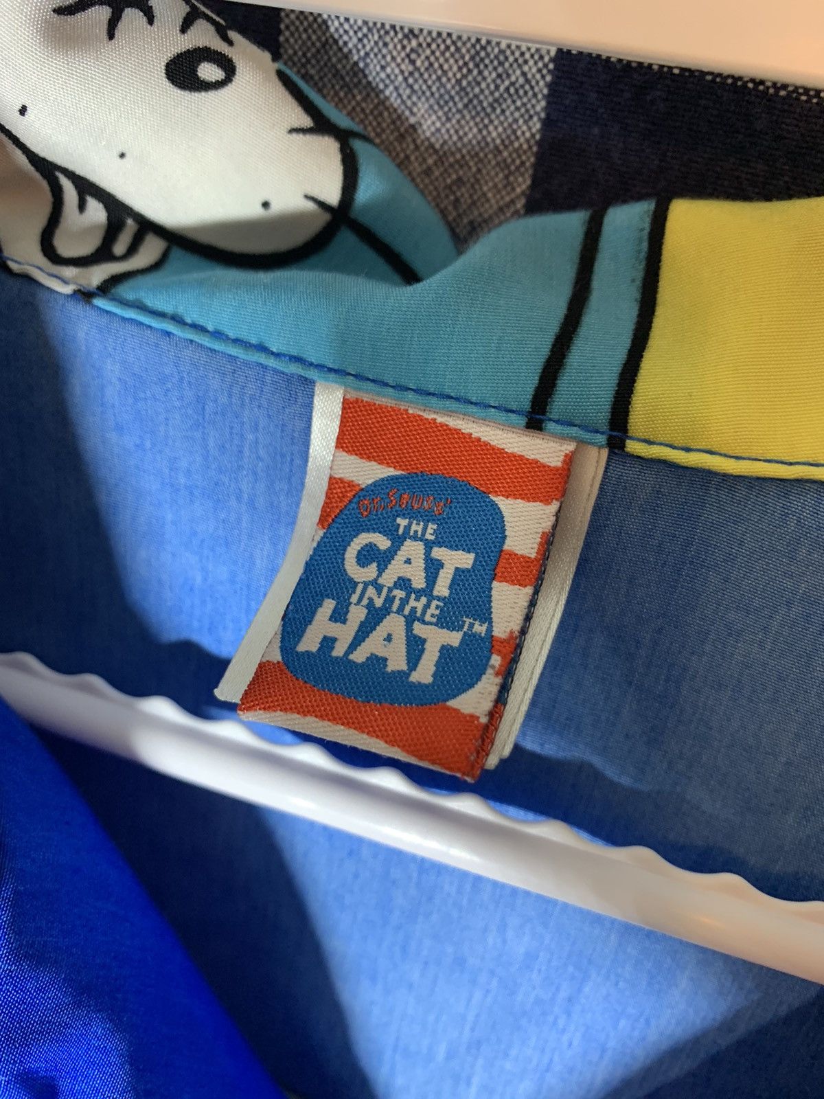 Vintage Vintage Dr Seuss’ Cat in the Hat T-shirt Size US XL / EU 56 / 4 - 3 Thumbnail