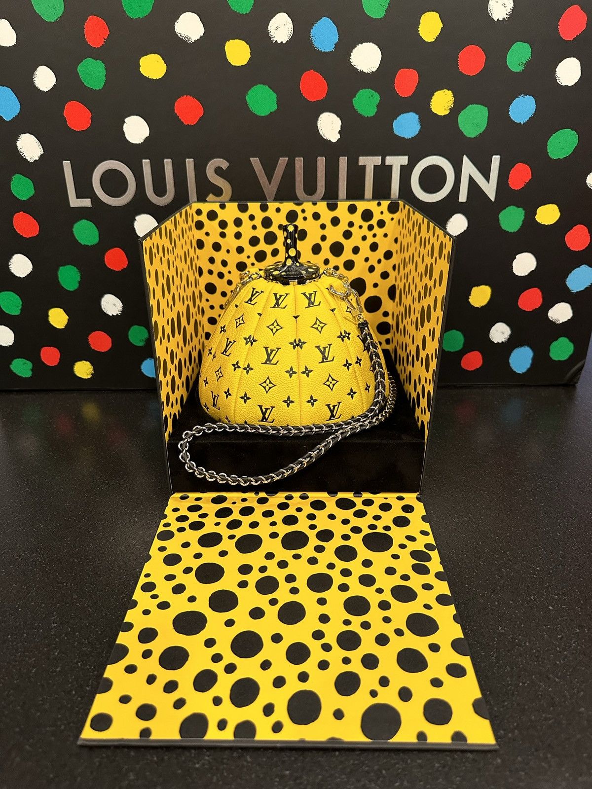 Louis Vuitton LV x YK Onthego MM Pumpkin Print