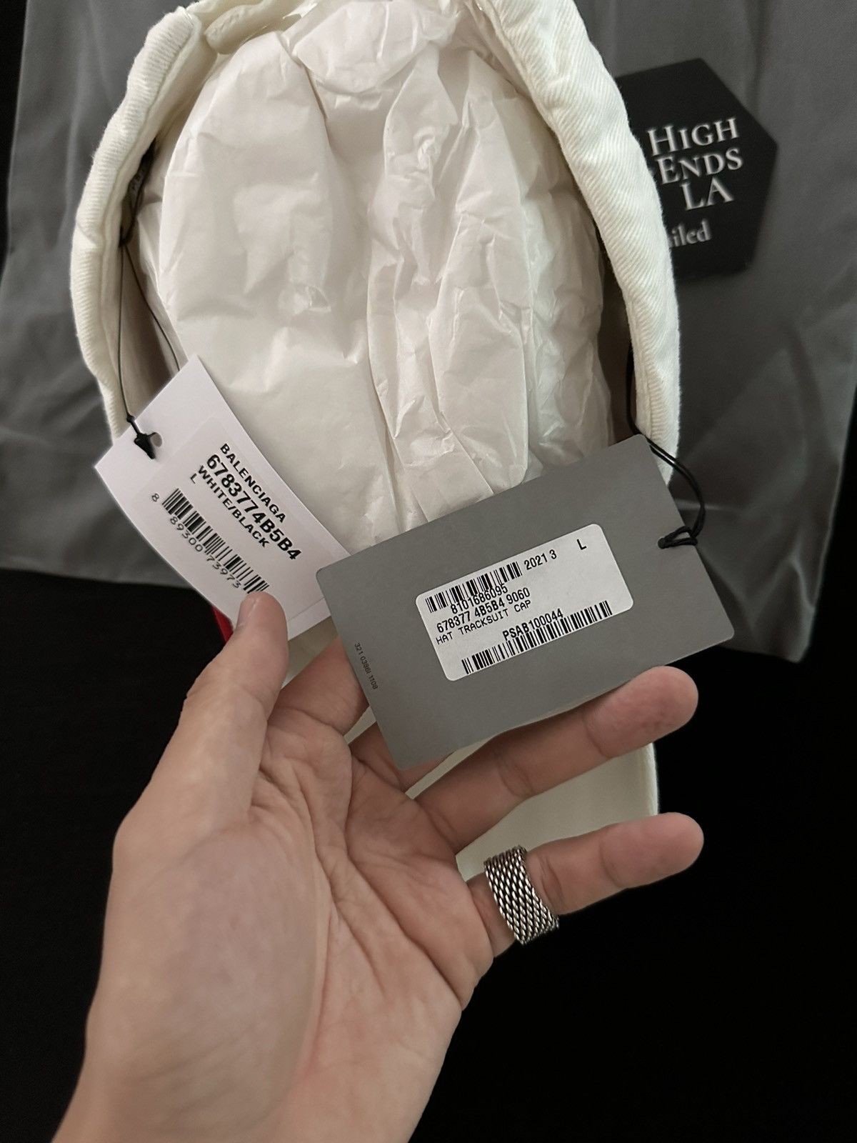 Balenciaga Balenciaga Tracksuit Cap White Size ONE SIZE - 4 Thumbnail