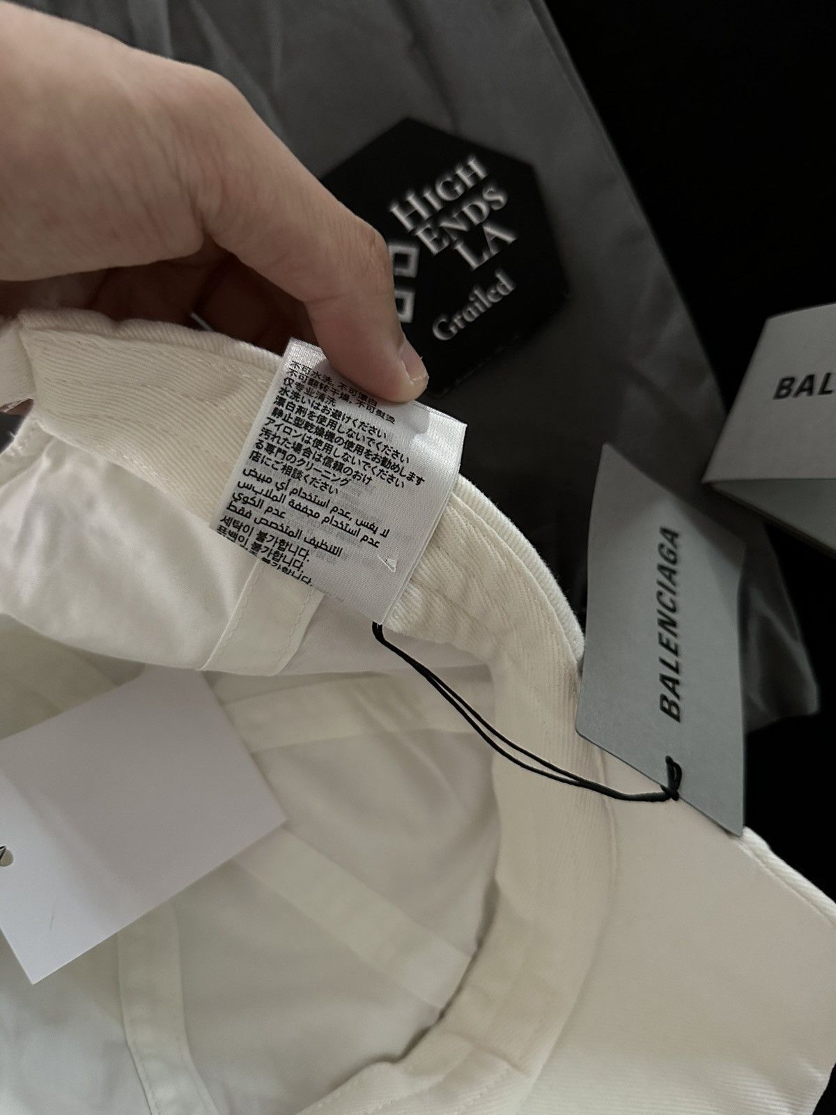 Balenciaga Balenciaga Tracksuit Cap White Size ONE SIZE - 7 Thumbnail