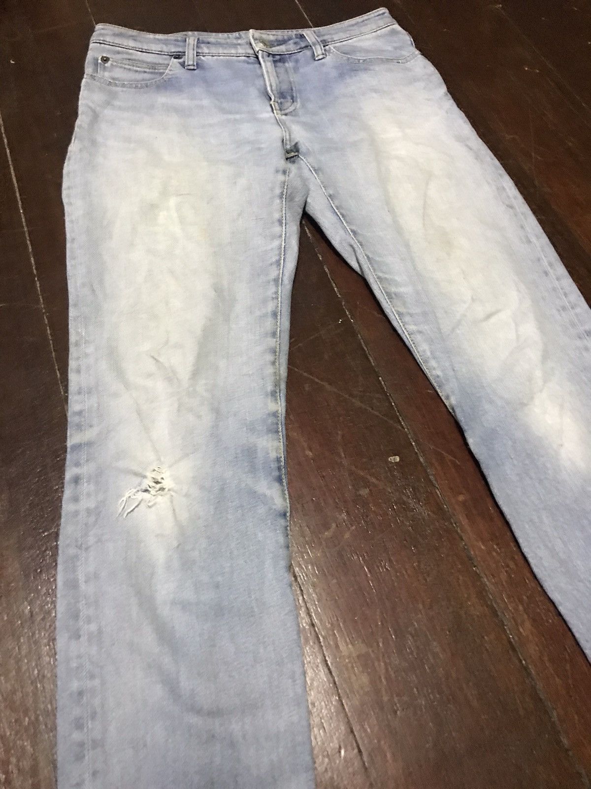 Blue Blue Japan Blue blue japan distressed jeans size 30 Size US 30 / EU 46 - 8 Thumbnail