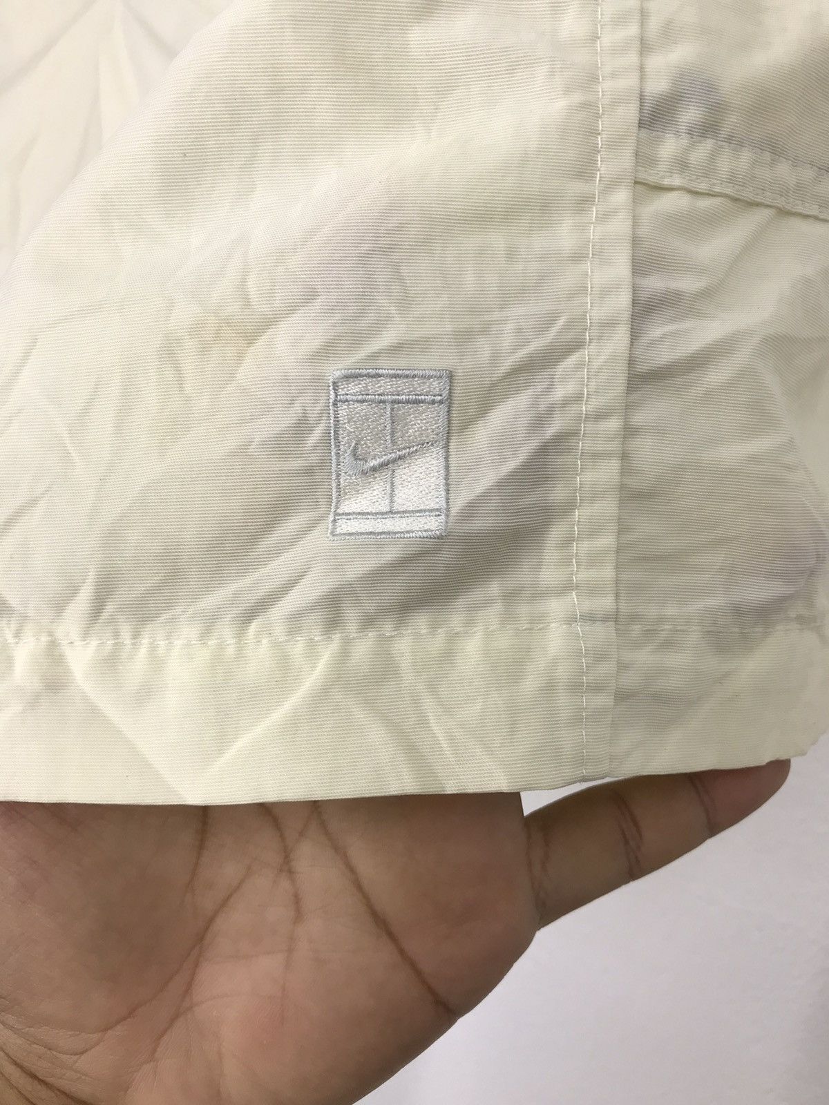 Nike Vintage Nike Tennis Court Short Pants Nike Court Size US 34 / EU 50 - 3 Thumbnail