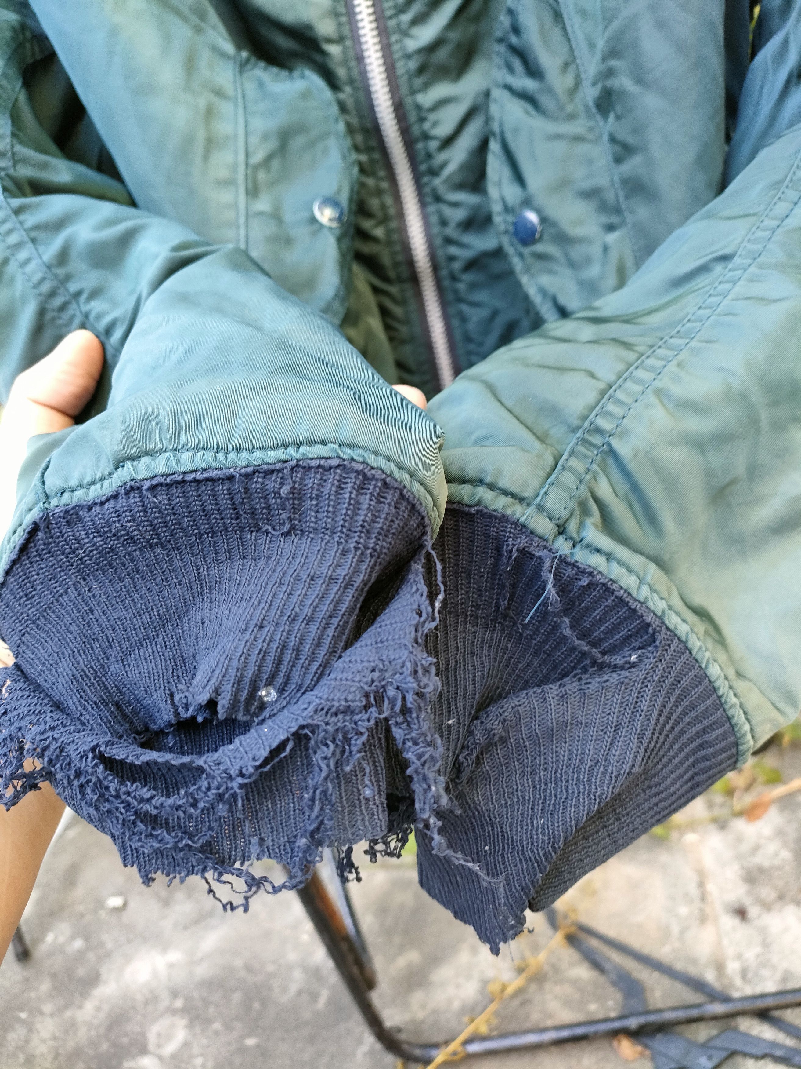 Alpha Industries × Vintage Vintage Alpha Industries Distressed Jacket Size US M / EU 48-50 / 2 - 9 Thumbnail