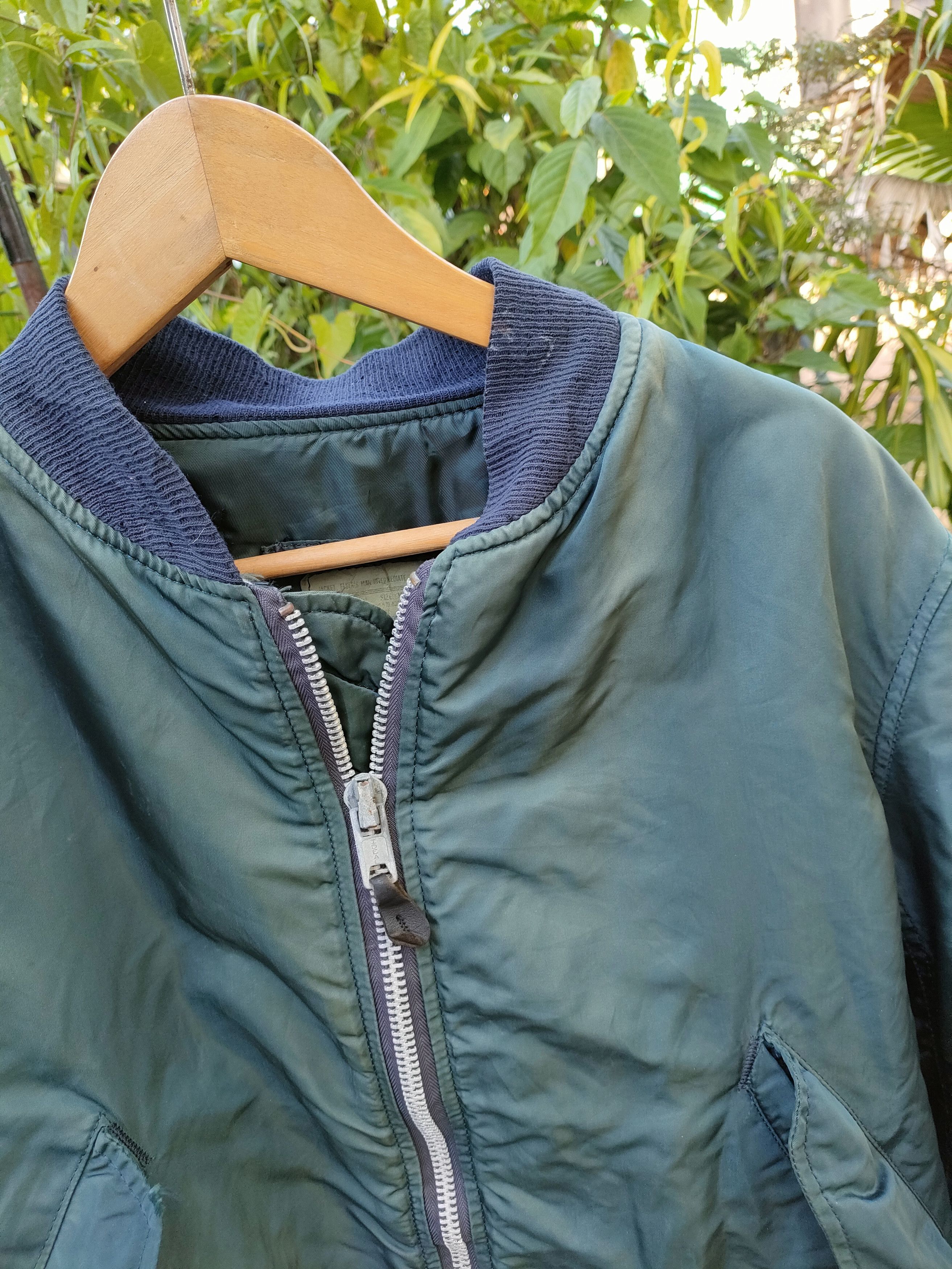 Alpha Industries × Vintage Vintage Alpha Industries Distressed Jacket Size US M / EU 48-50 / 2 - 3 Thumbnail