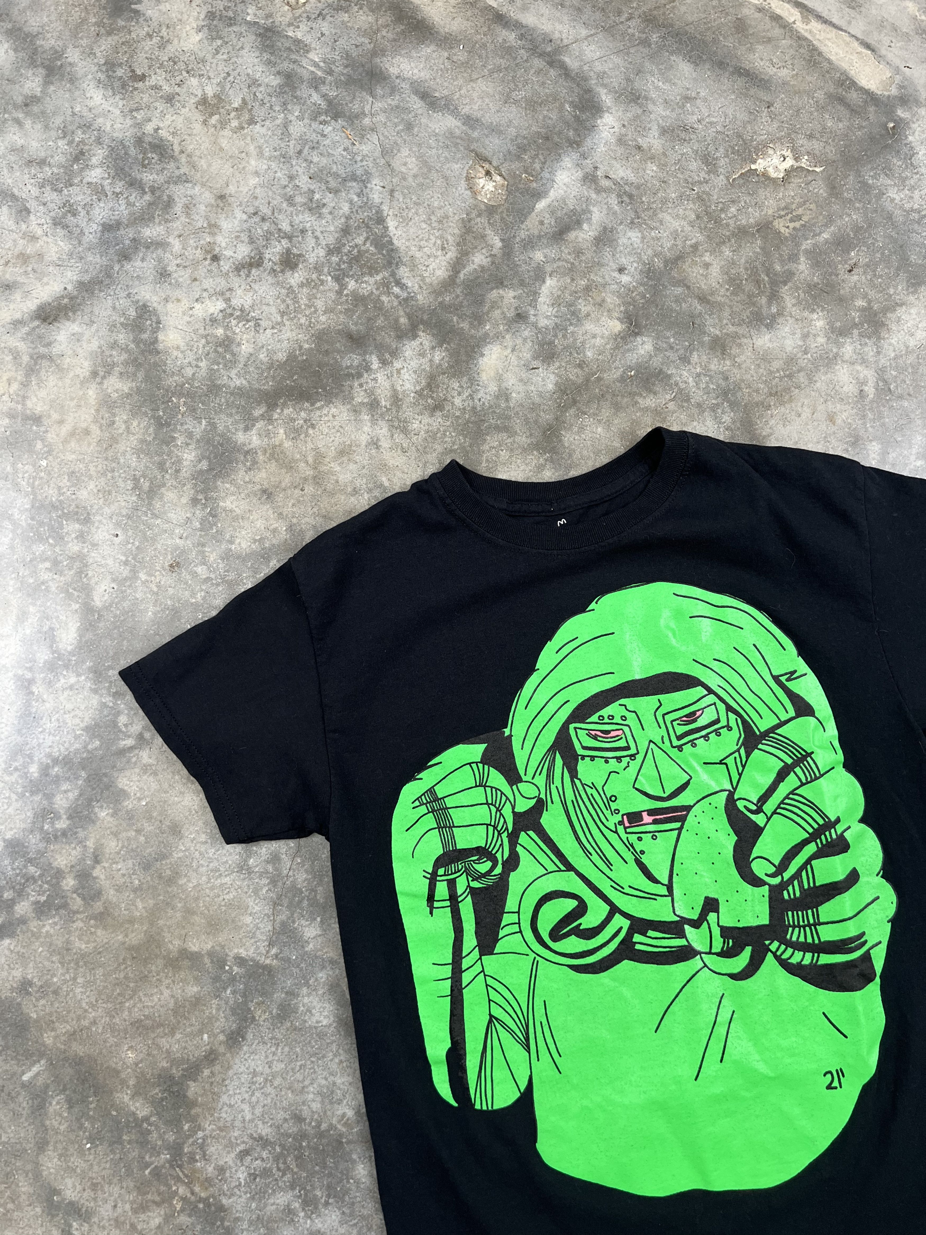 MF Doom MF Doom Neon Portrait Memorial Tee X of 21 Black Medium Size US M / EU 48-50 / 2 - 2 Thumbnail