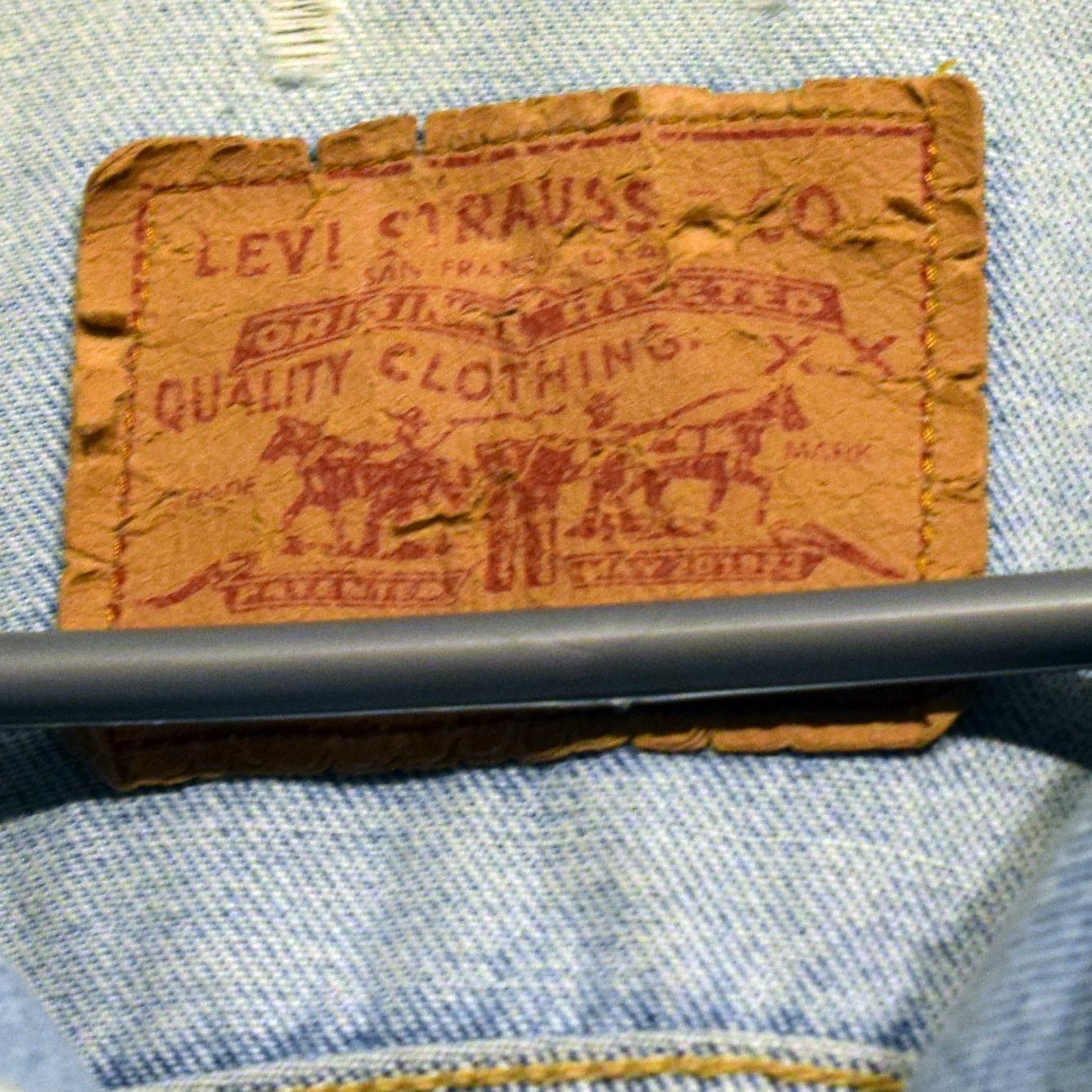 Levi's × Levi's Vintage Clothing × Vintage 1991 Washed Indigo Red Tab Levi’s Jeans Jacket XL Size US XL / EU 56 / 4 - 5 Thumbnail