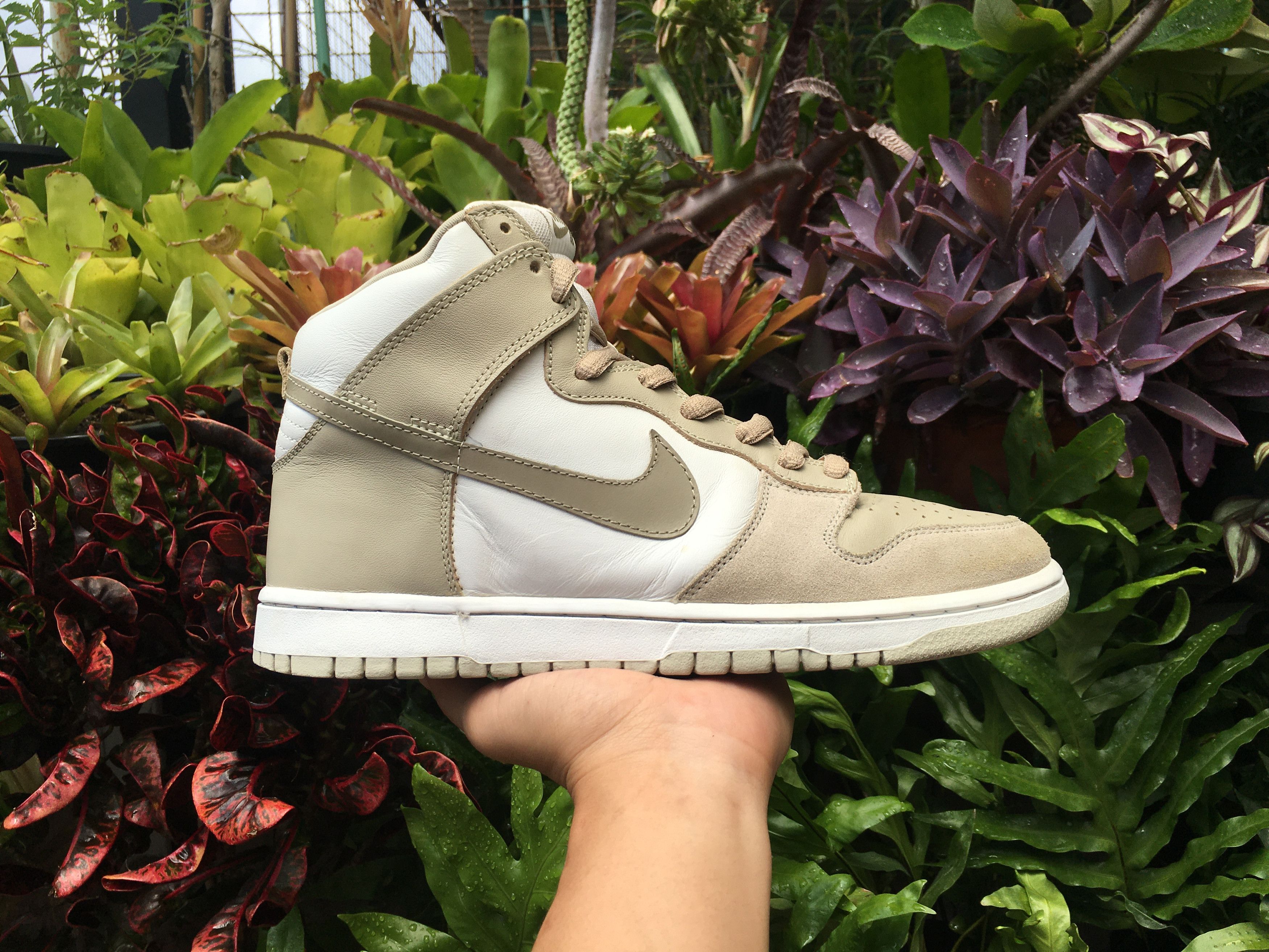 Nike × Vintage 🔥 Nike Dunk High Pro SB White Khaki Creed 2005 Size US 11 / EU 44 - 2 Thumbnail