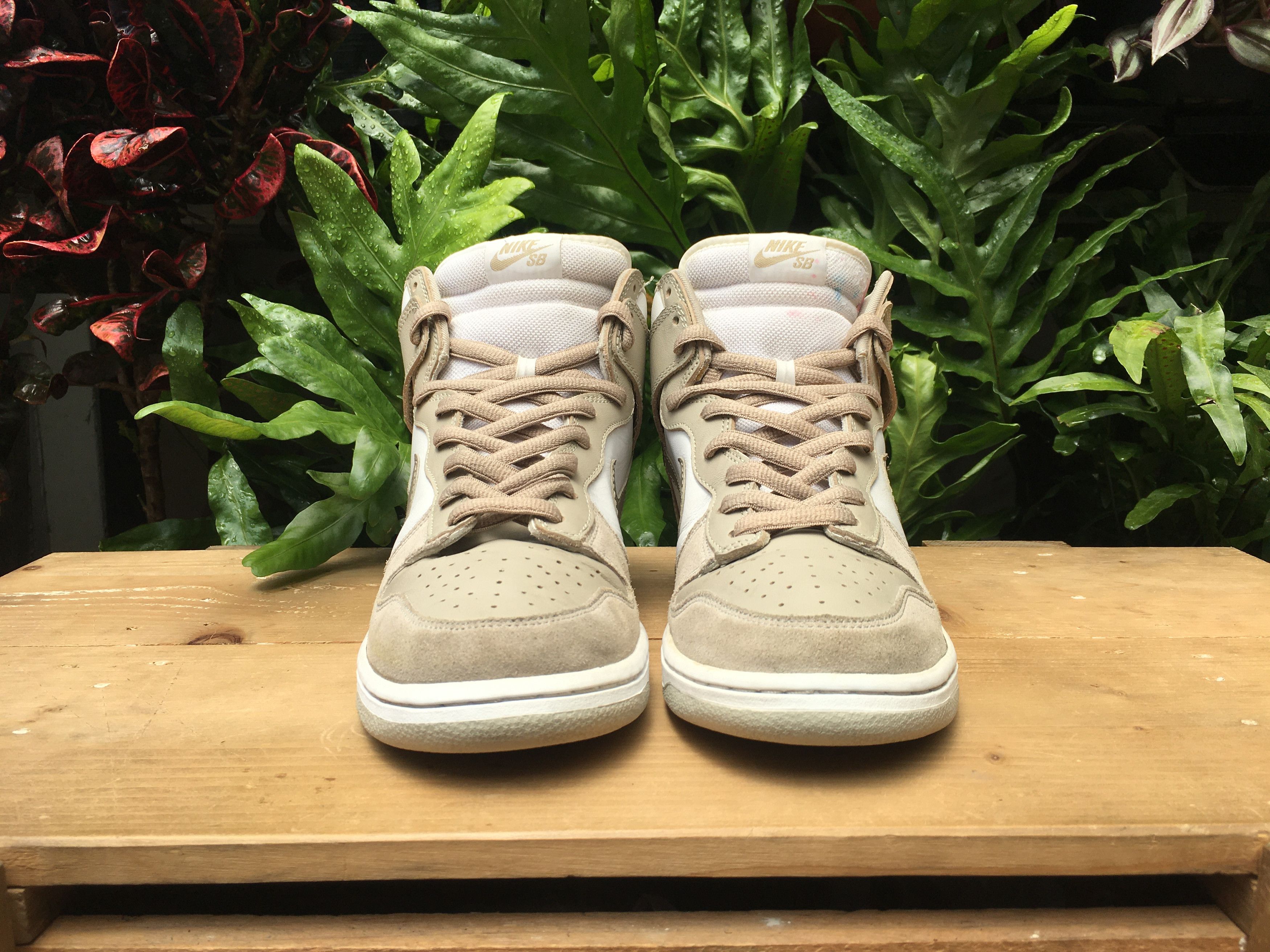 Nike × Vintage 🔥 Nike Dunk High Pro SB White Khaki Creed 2005 Size US 11 / EU 44 - 9 Thumbnail
