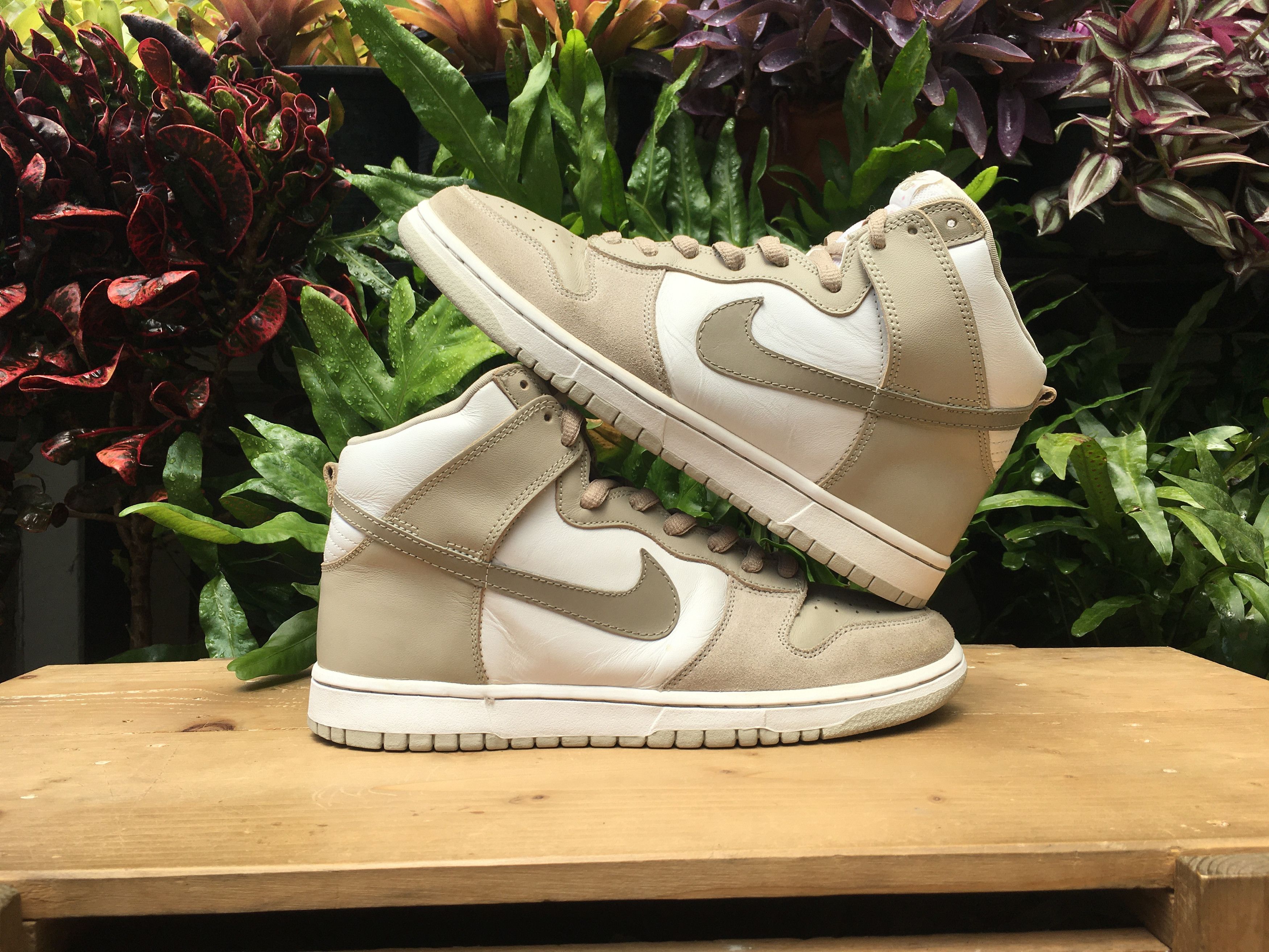 Nike × Vintage 🔥 Nike Dunk High Pro SB White Khaki Creed 2005 Size US 11 / EU 44 - 4 Thumbnail