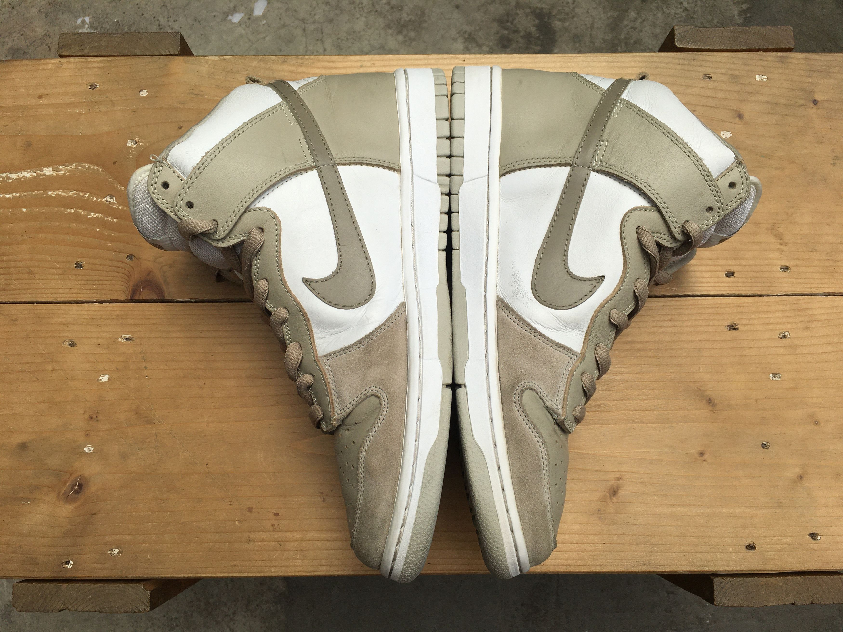 Nike × Vintage 🔥 Nike Dunk High Pro SB White Khaki Creed 2005 Size US 11 / EU 44 - 20 Thumbnail