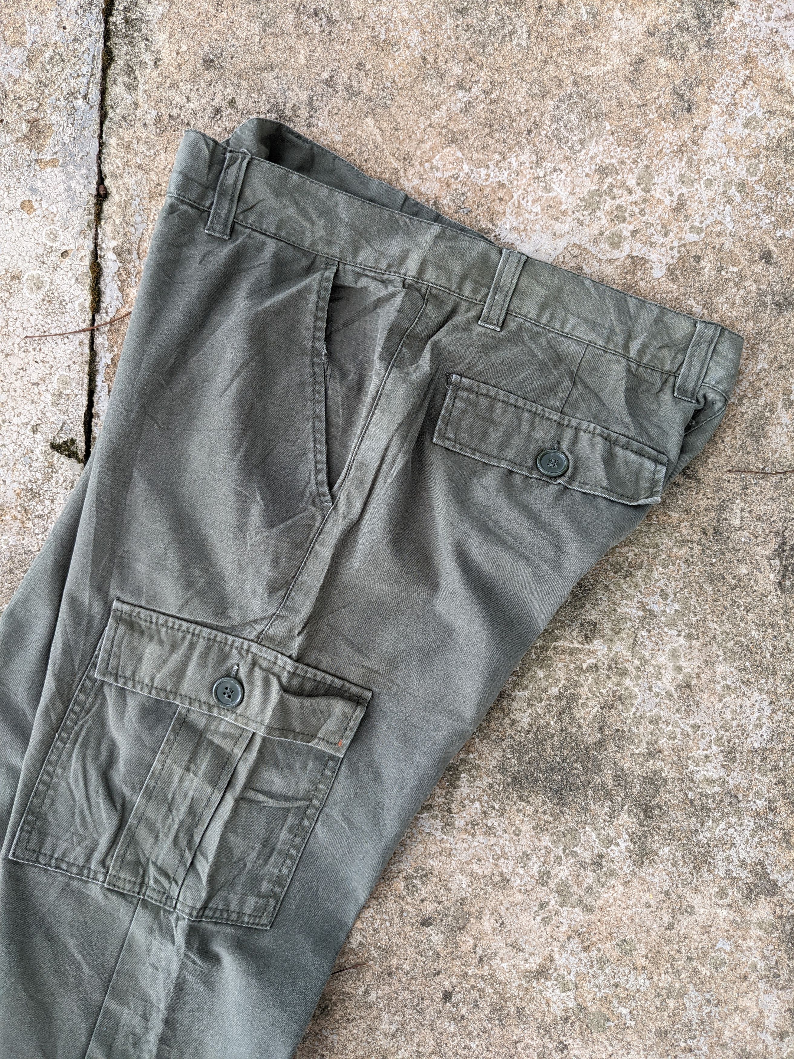 Japanese Brand ⚡️Steals⚡️ Japanese Brand Olive Green Cargo Pant Size US 32 / EU 48 - 9 Thumbnail