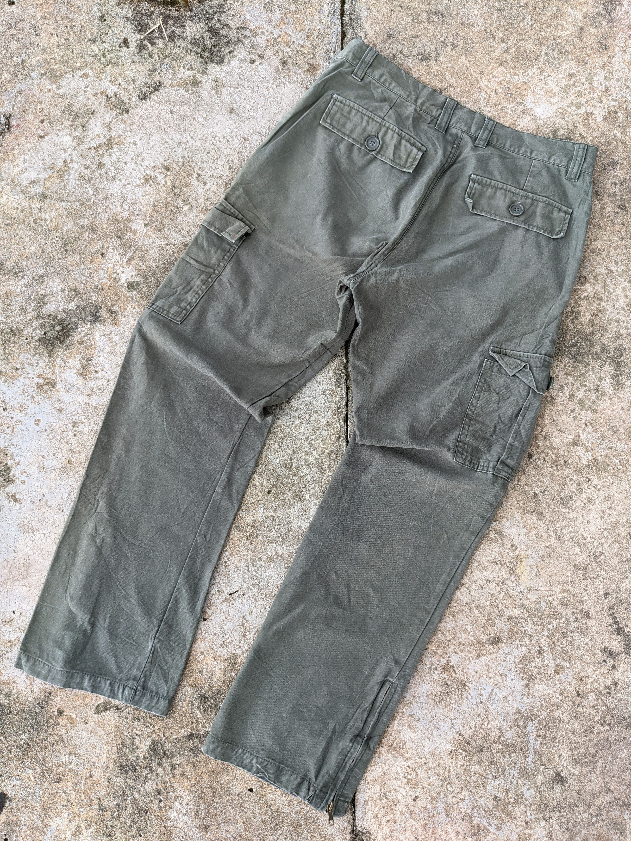Japanese Brand ⚡️Steals⚡️ Japanese Brand Olive Green Cargo Pant Size US 32 / EU 48 - 2 Thumbnail