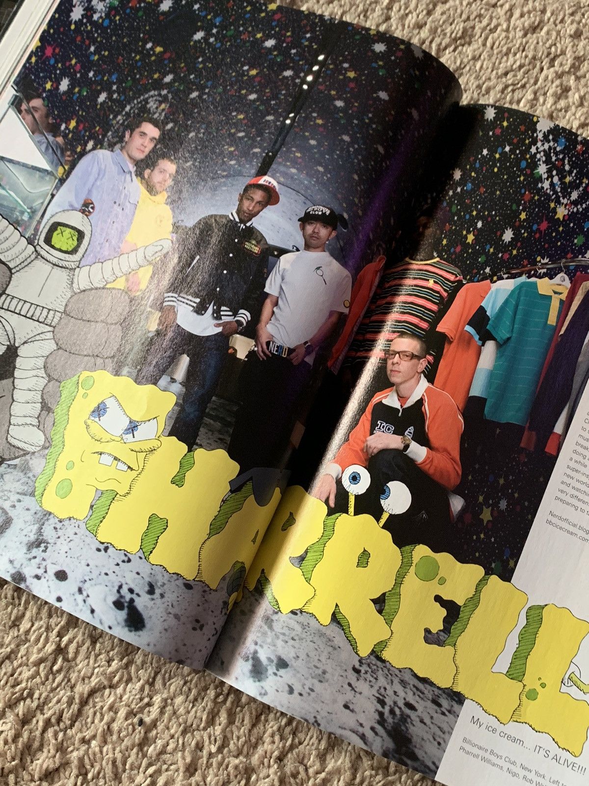 Kaws iD magazine 2008 No. 289 kaws Kanye Pharrell nigo I-D Size ONE SIZE - 11 Thumbnail