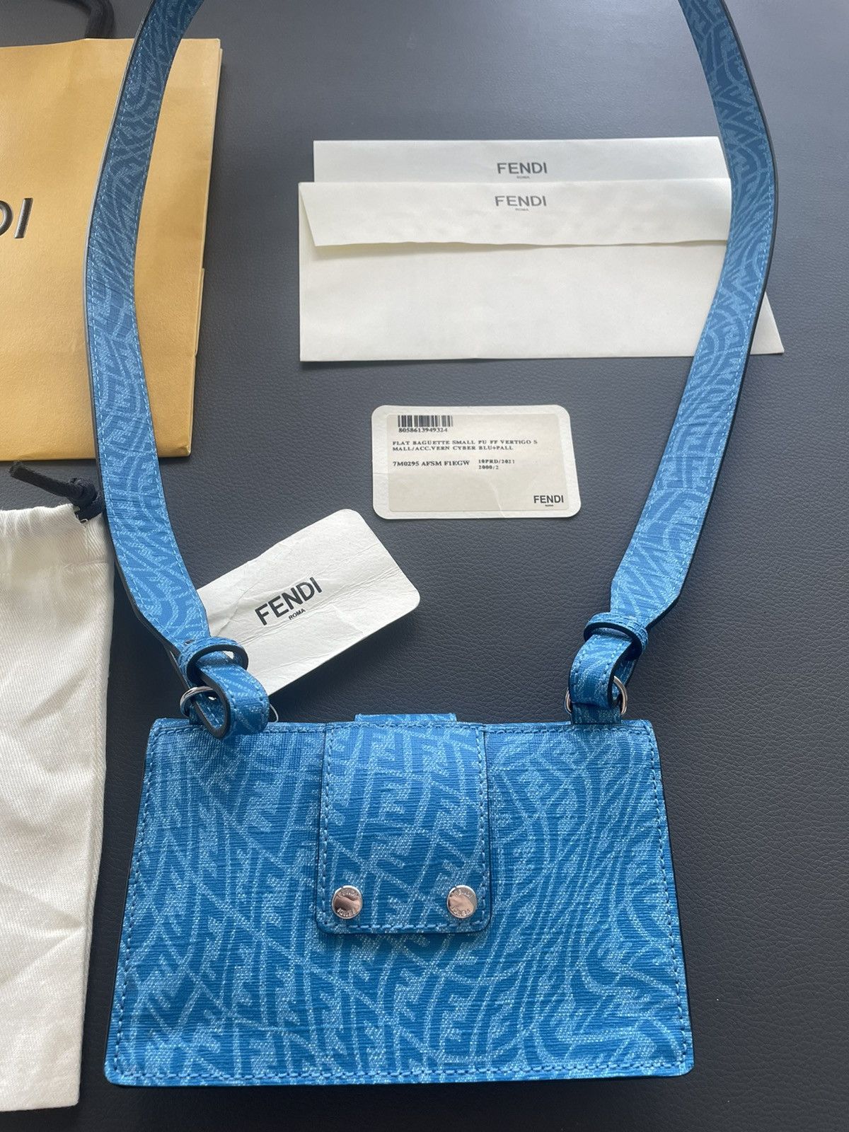 Fendi Rare Super Runway Brand New Iconic Men’s Baguette Mini Bag Size ONE SIZE - 19 Thumbnail