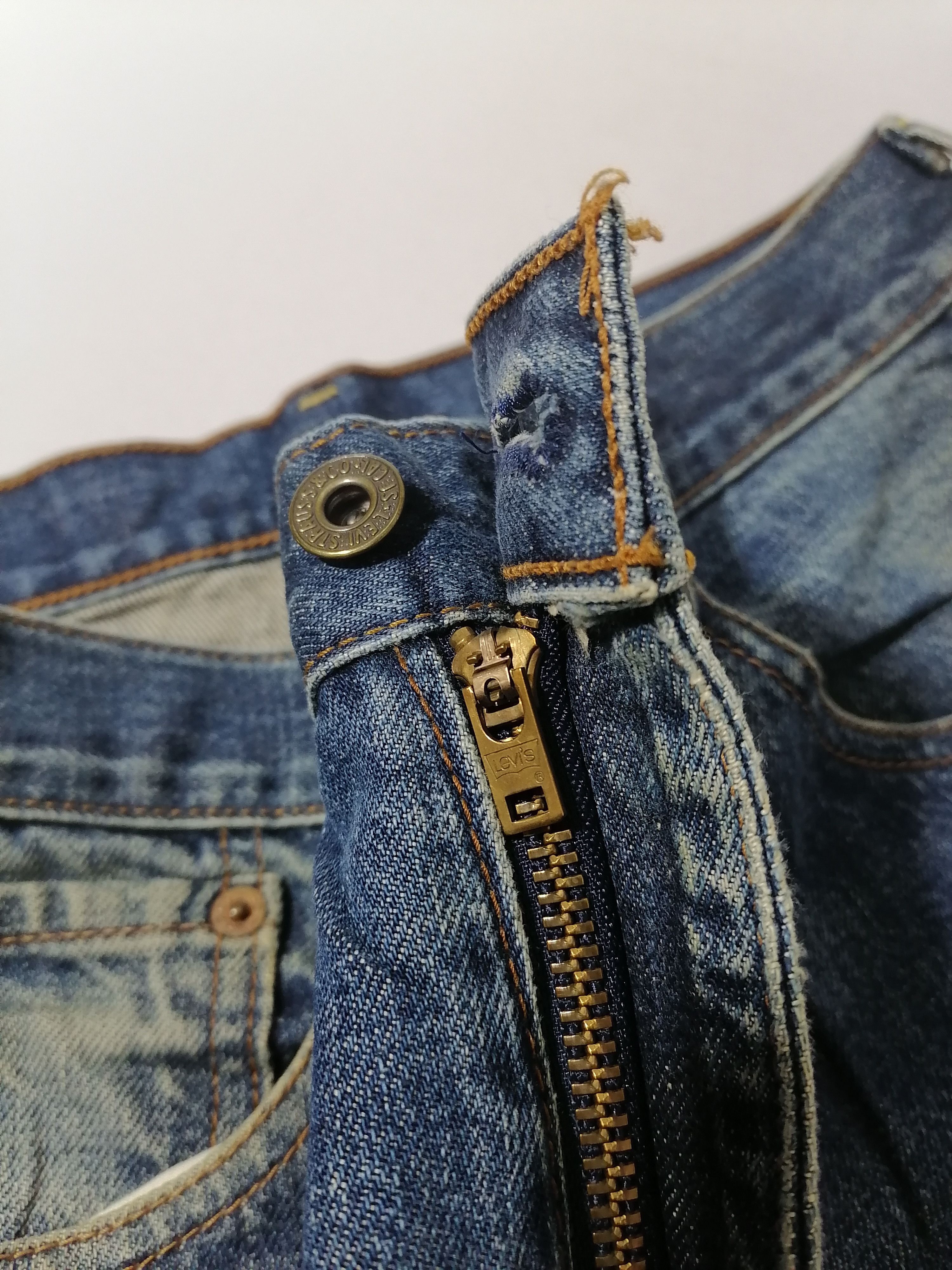 Japanese Brand × Levi's × Levi's Vintage Clothing 504 Levi's Strauss Denim Jeans Size US 31 - 3 Thumbnail