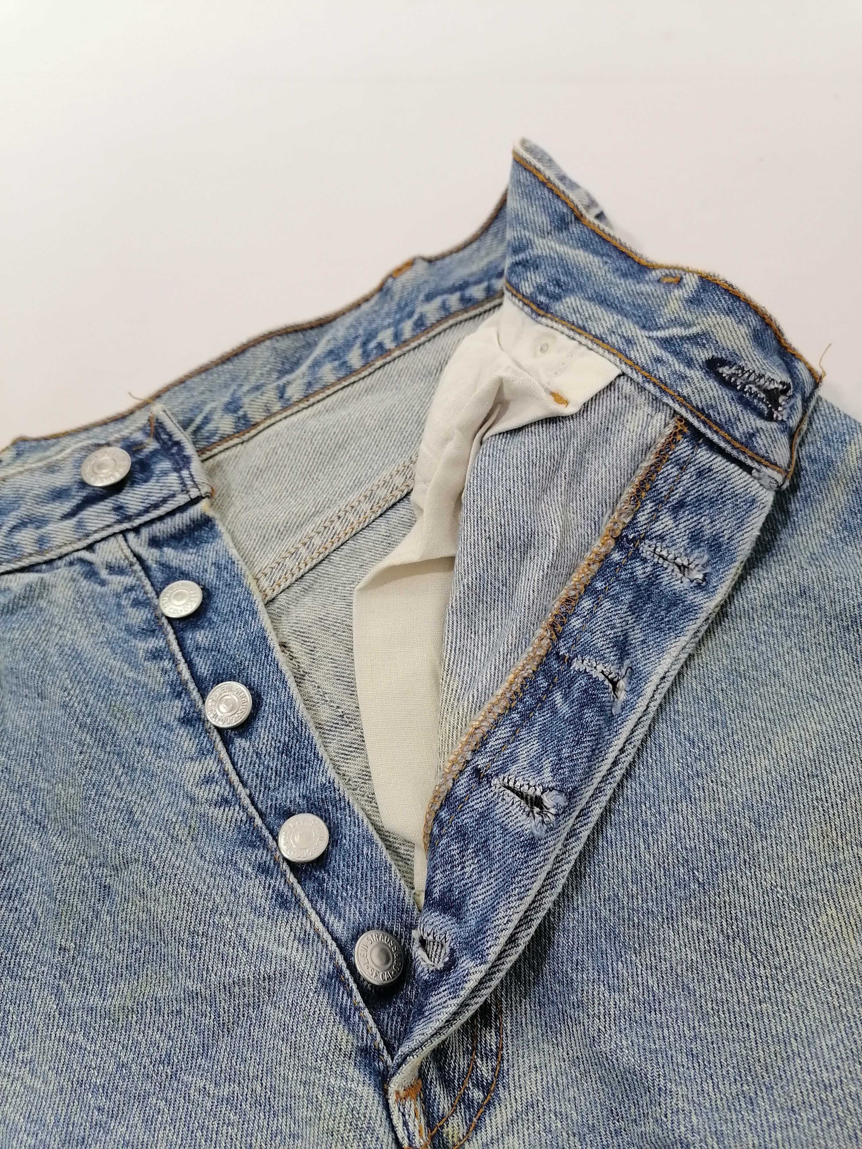 Levi's × Levi's Vintage Clothing 501 Levi's Strauss Fly Button Denim Jeans Size US 32 / EU 48 - 4 Thumbnail