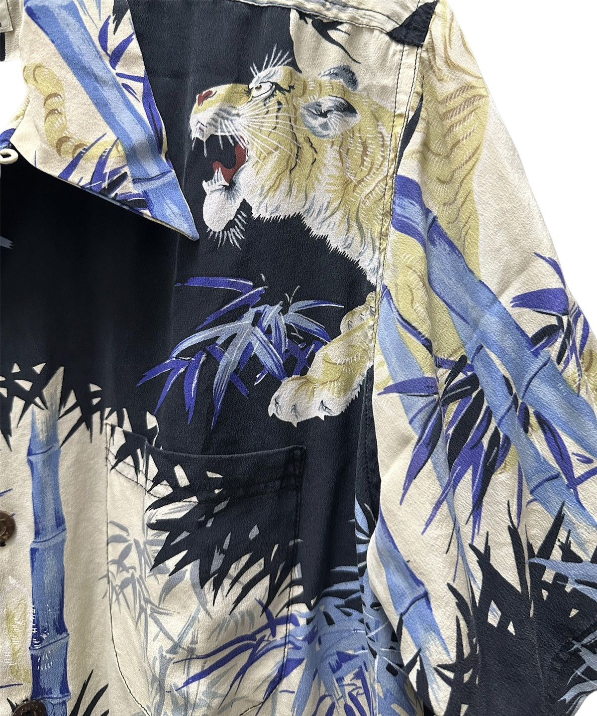 Vintage Vintage Avanti Hawaiian Tiger Bamboo Shirt Size US XS / EU 42 / 0 - 6 Thumbnail