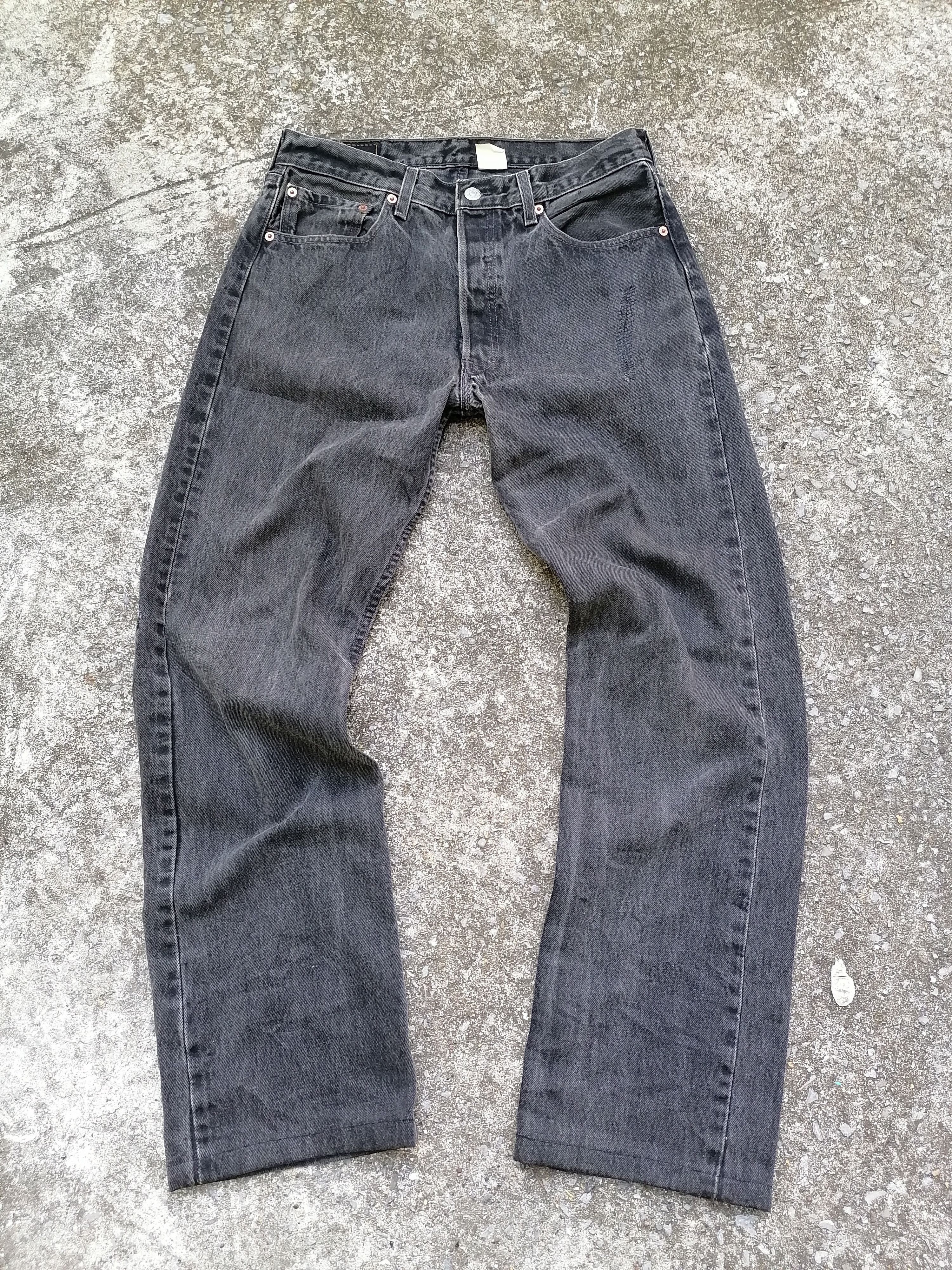 Levi's × Levi's Vintage Clothing × Vintage 501 Levi's Strauss Fly Button Black Denim Jeans Size US 31 - 1 Thumbnail