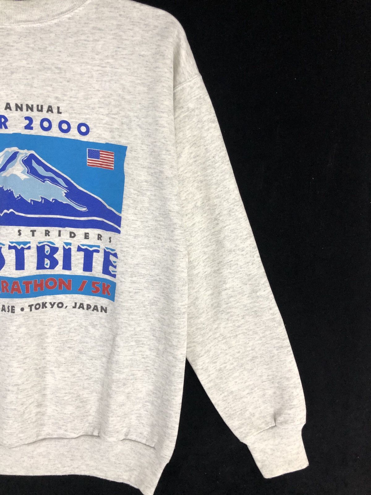 RARE! Vintage FROSTBITE FOOTRACE Pullover