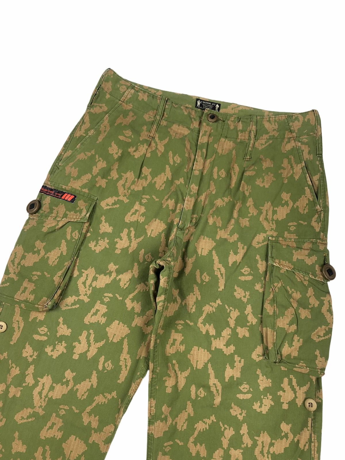 Bape × Wtaps 1997 Wtaps x Bape Digital Camo Cargo Pants Size US 32 / EU 48 - 4 Thumbnail