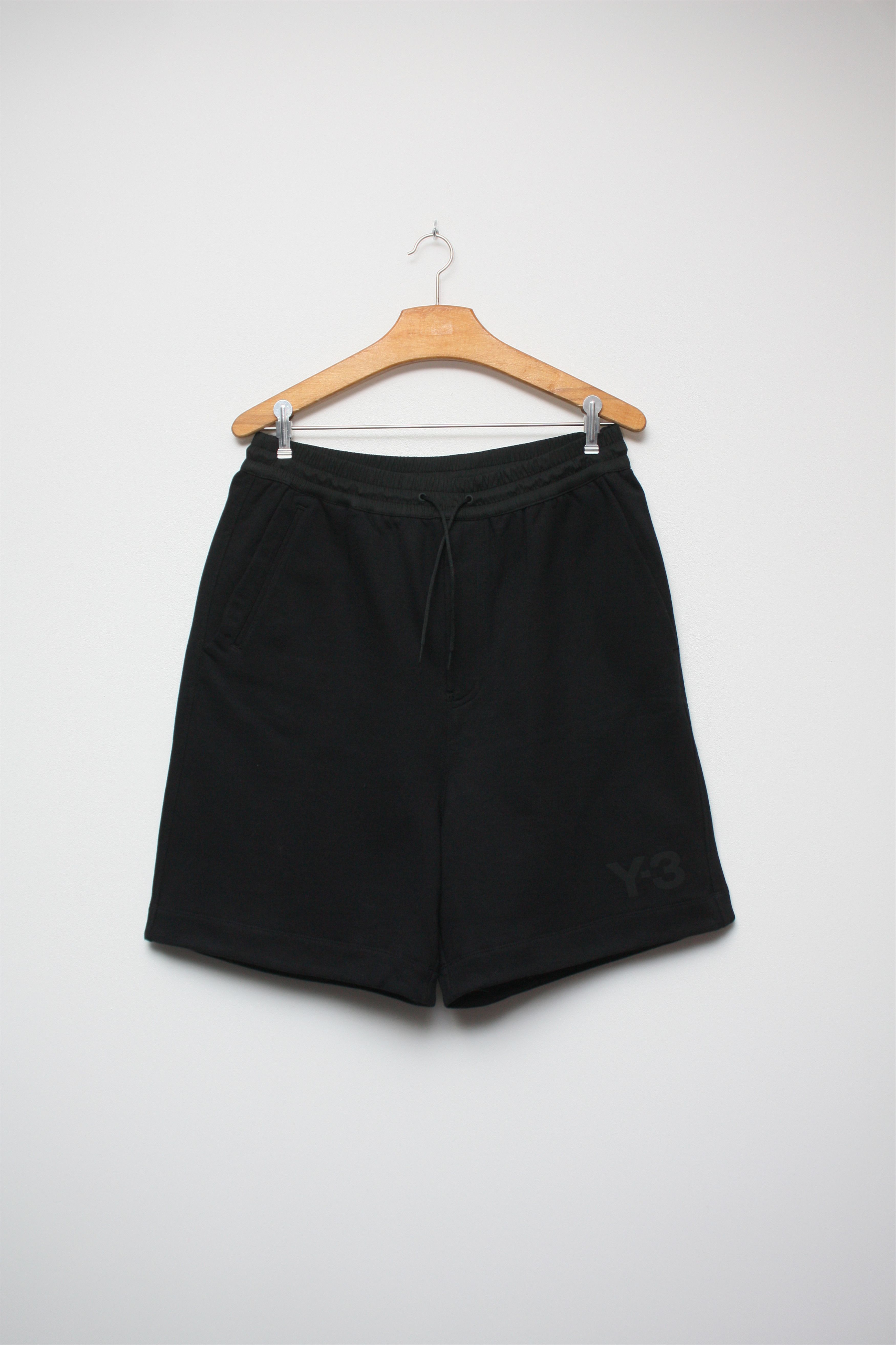 Y-3 Y-3 Yohji Yamamoto Black Medium Shorts Size US 32 / EU 48 - 1 Thumbnail
