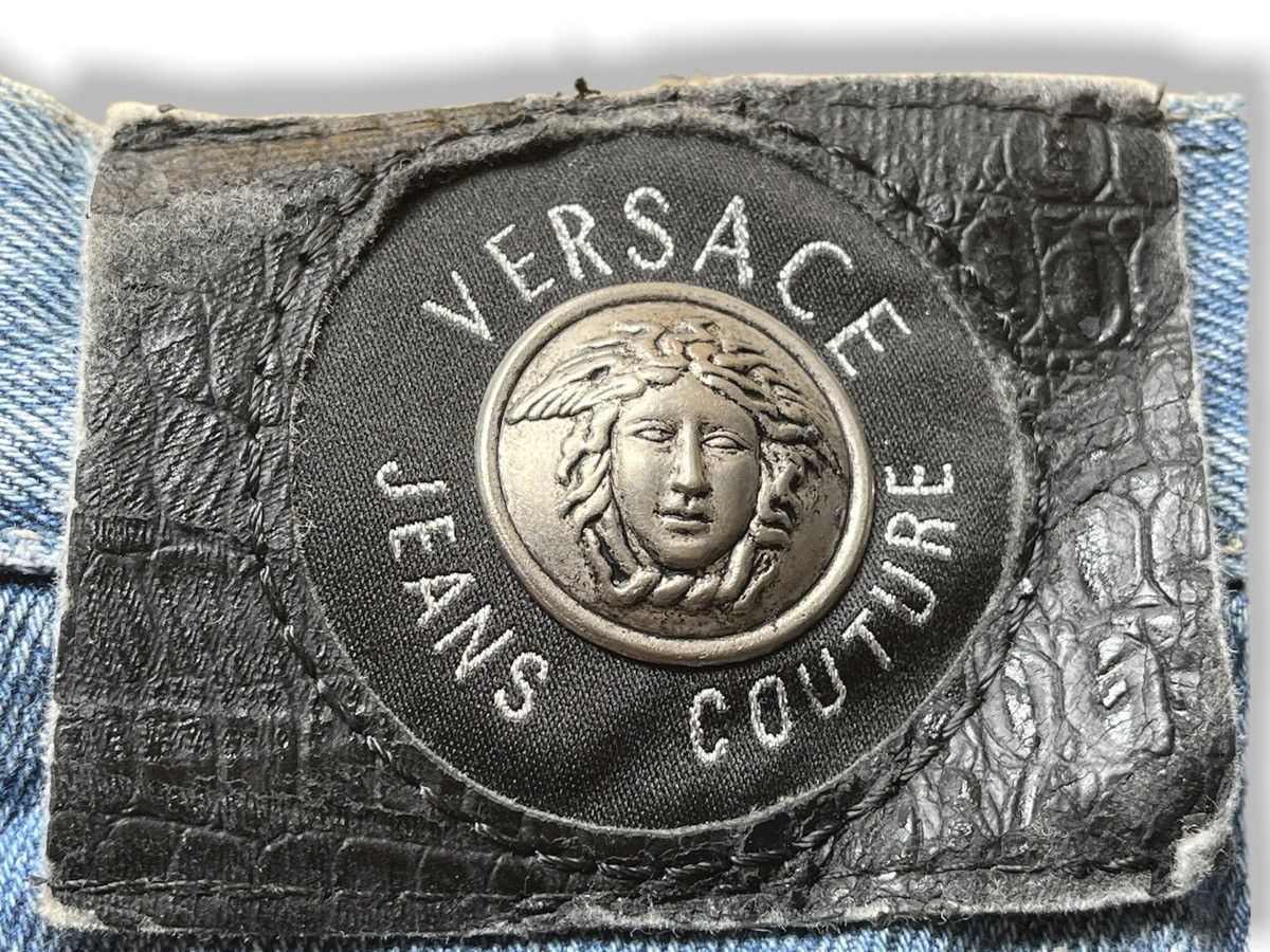 Versace Jeans Couture × Vintage VERSACE JEANS COUTURE MADE IN ITALY Size US 31 - 9 Thumbnail