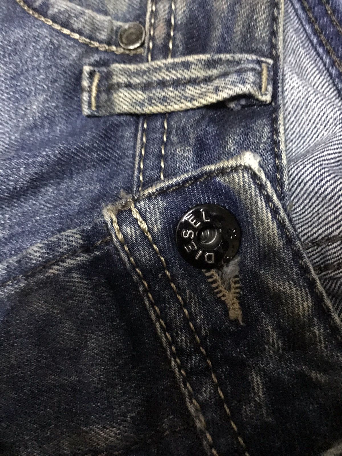 Diesel Diesel blue eyecons 2013/2 edition distressed denim jeans Size US 32 / EU 48 - 8 Thumbnail