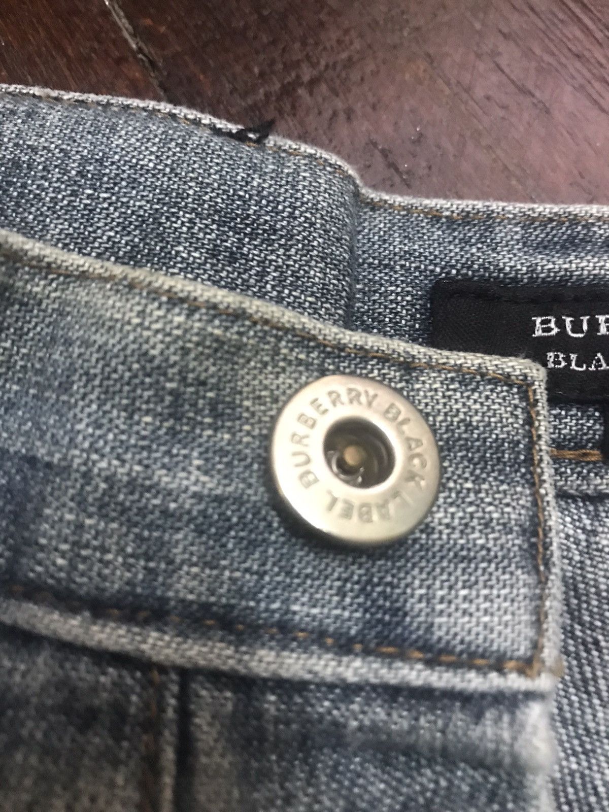 Burberry × Designer 🔥rare🔥Burberry black label distressed denim Size US 31 - 4 Thumbnail