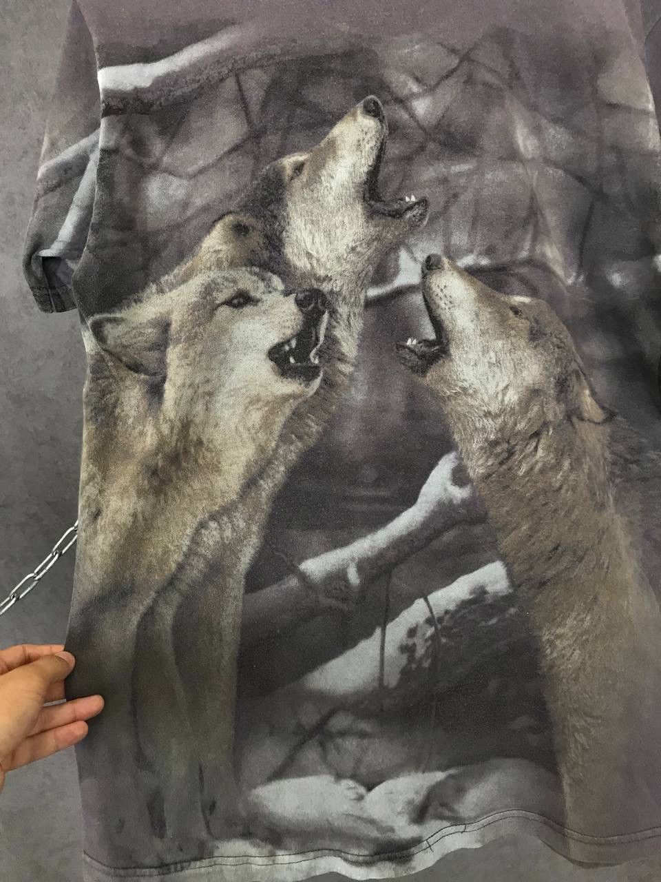 Vintage Wolf animal vintage overprinted made in USA tee Size US M / EU 48-50 / 2 - 3 Thumbnail