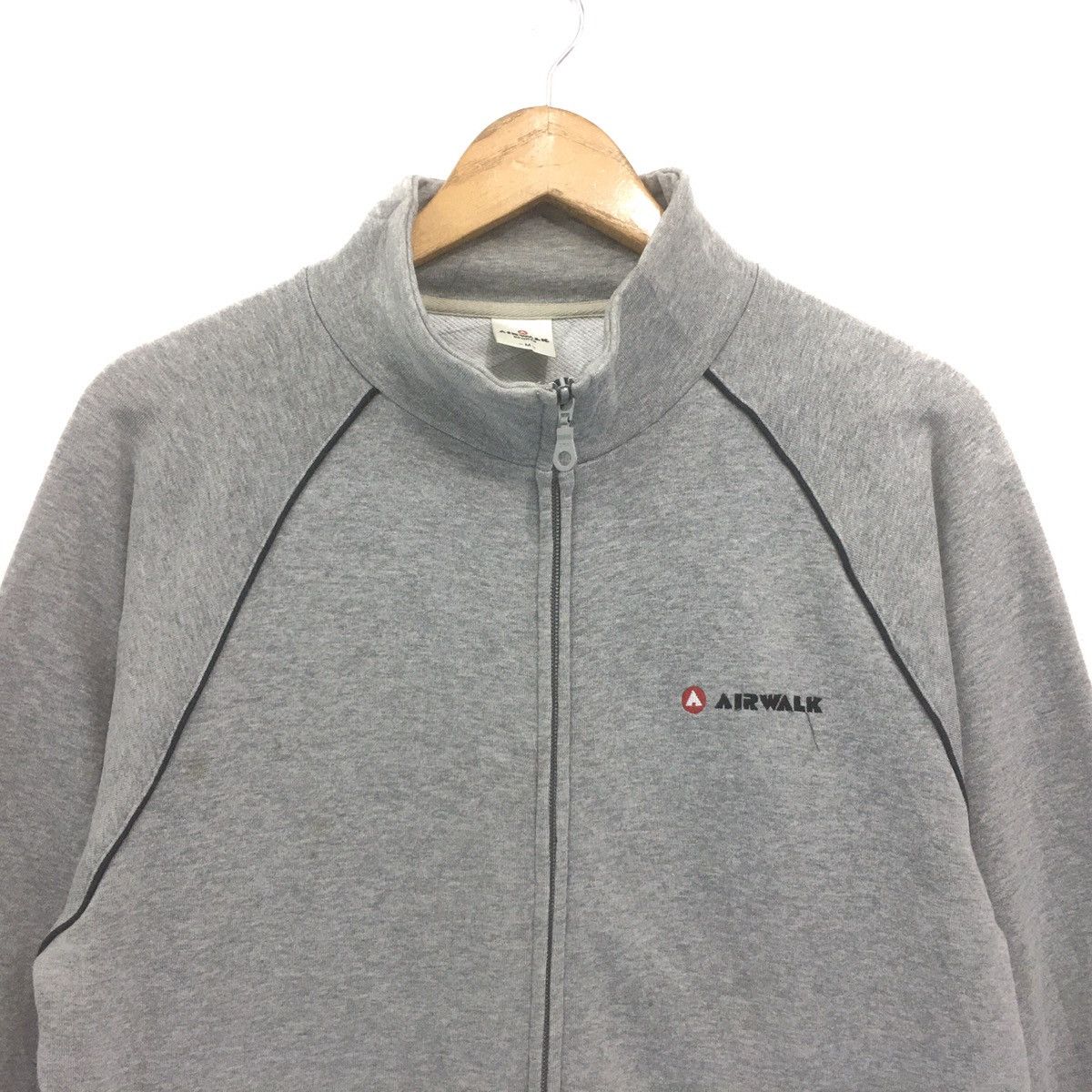 Airwalk × Vintage Rare!!! AIRWALK SPORT full zipper sweater Spell Out Size US M / EU 48-50 / 2 - 2 Thumbnail