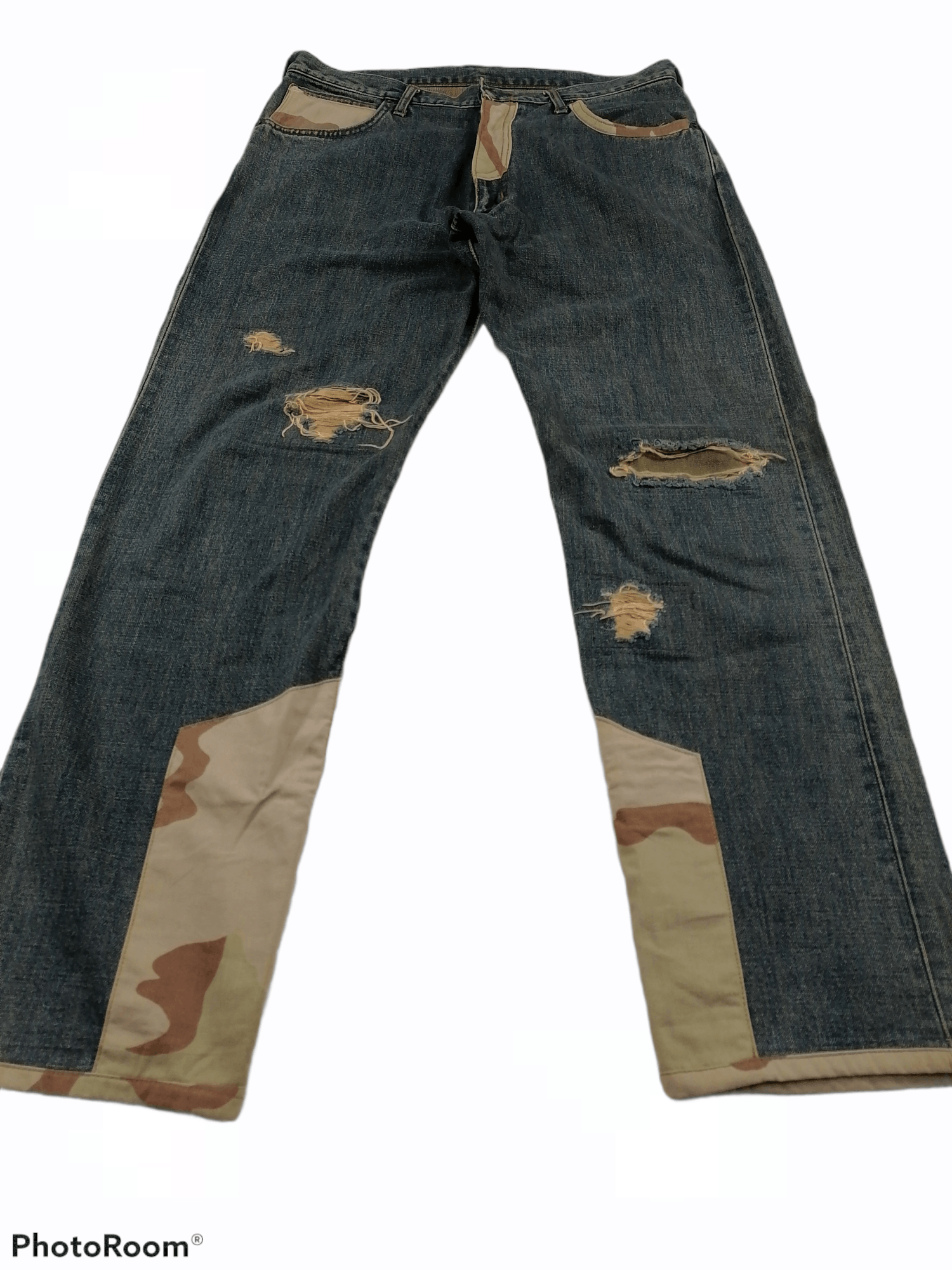 Wrangler Wrangler Reconstructed Patchwork Camo Distressed Denim Jeans Size US 33 - 2 Thumbnail