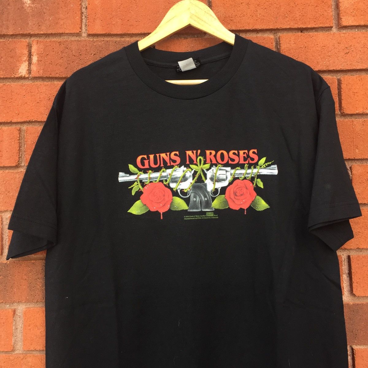 Vintage VINTAGE ROBERT WILLIAMS MAGNITUDE X GUNS N ROSES ART T