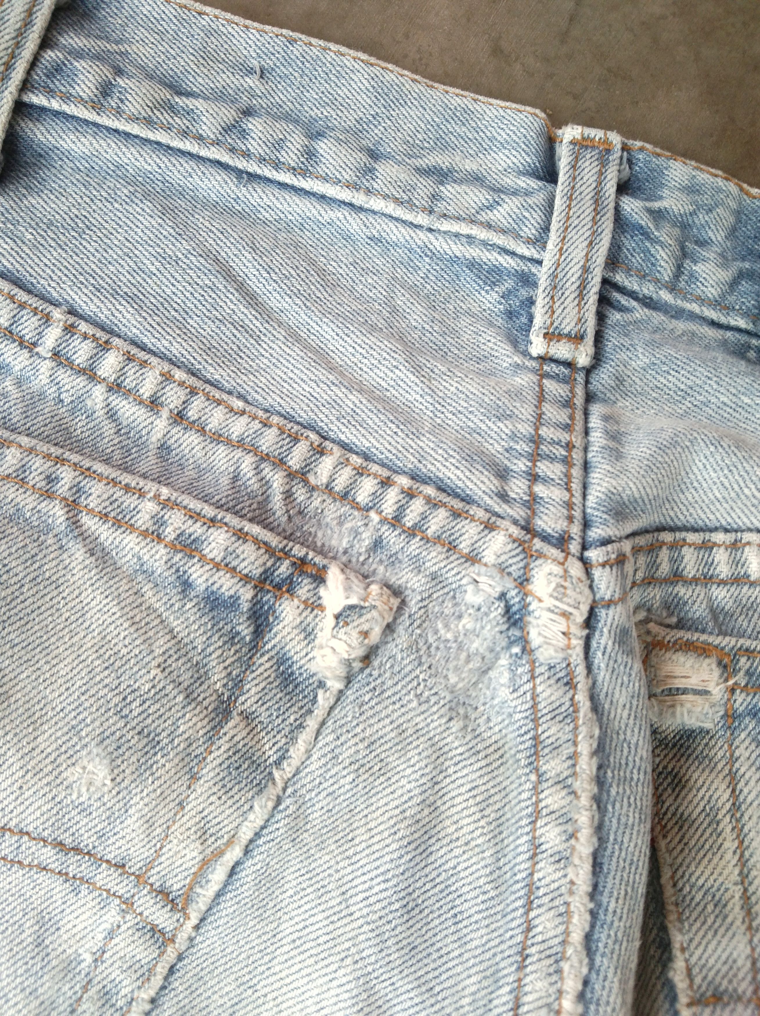 Levi's 80s Vintage Levi's 501 Jeans Made In USA 28x27 Size US 28 / EU 44 - 7 Thumbnail