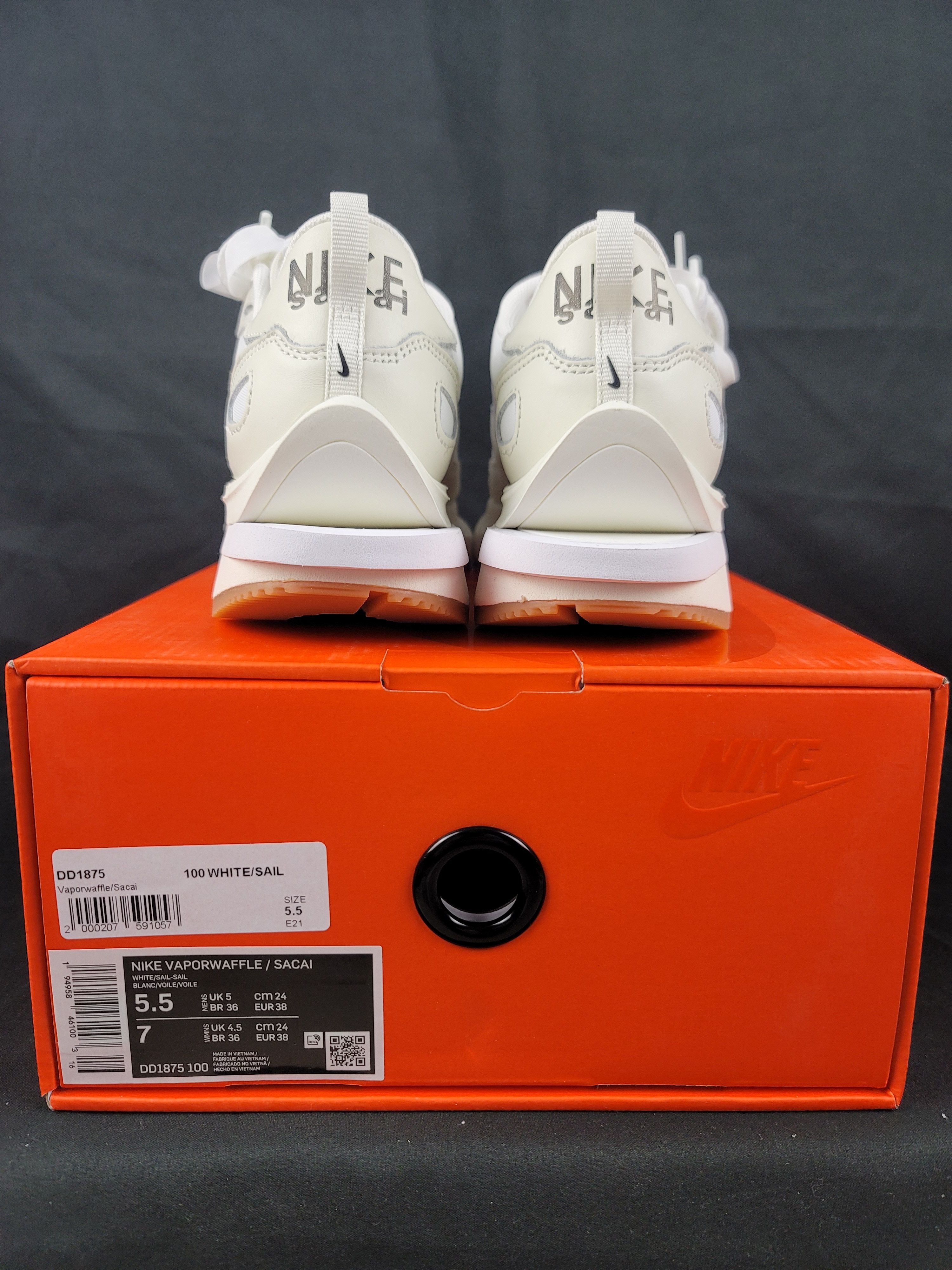 Nike × Sacai Nike x Sacai VaporWaffle White Sail Gum Men's Size 5.5 US Size US 5.5 / EU 38 - 9 Thumbnail