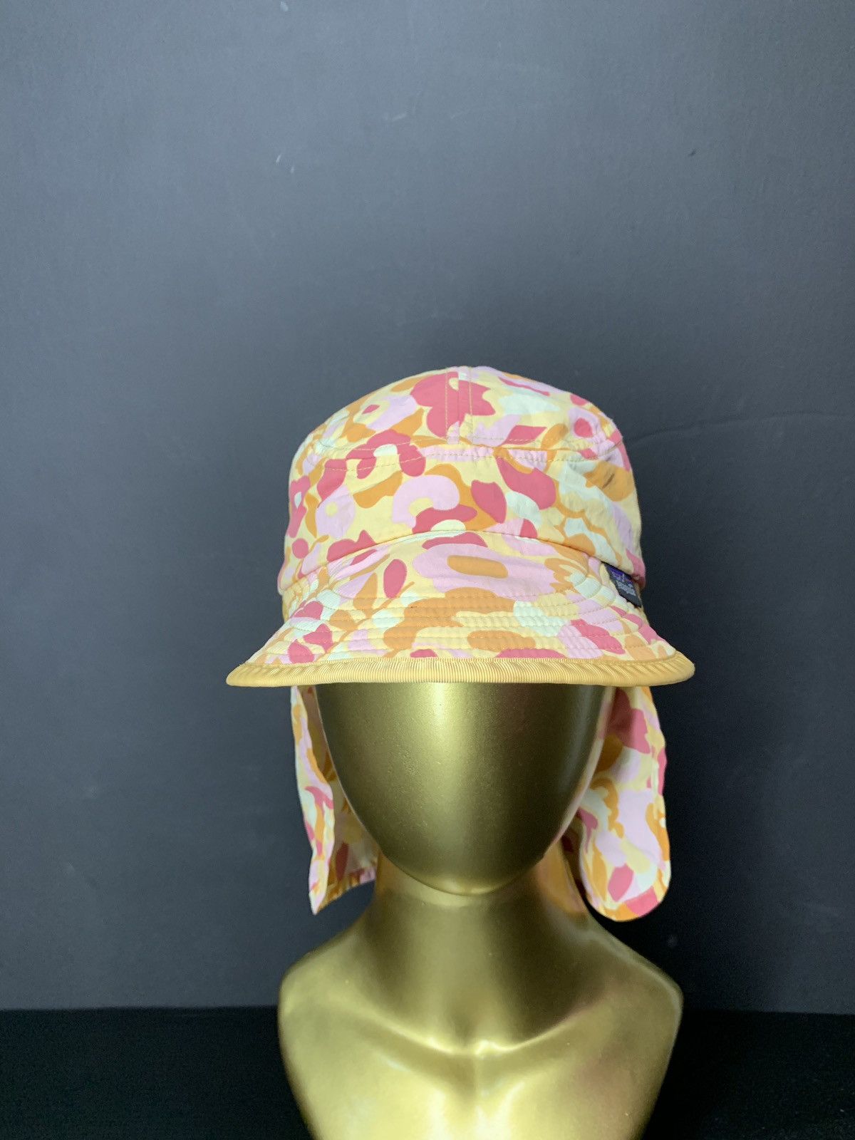 Designer × Japanese Brand × Patagonia Vintage Patagonia Ear Flap Camouflaged Cap Size ONE SIZE - 2 Thumbnail