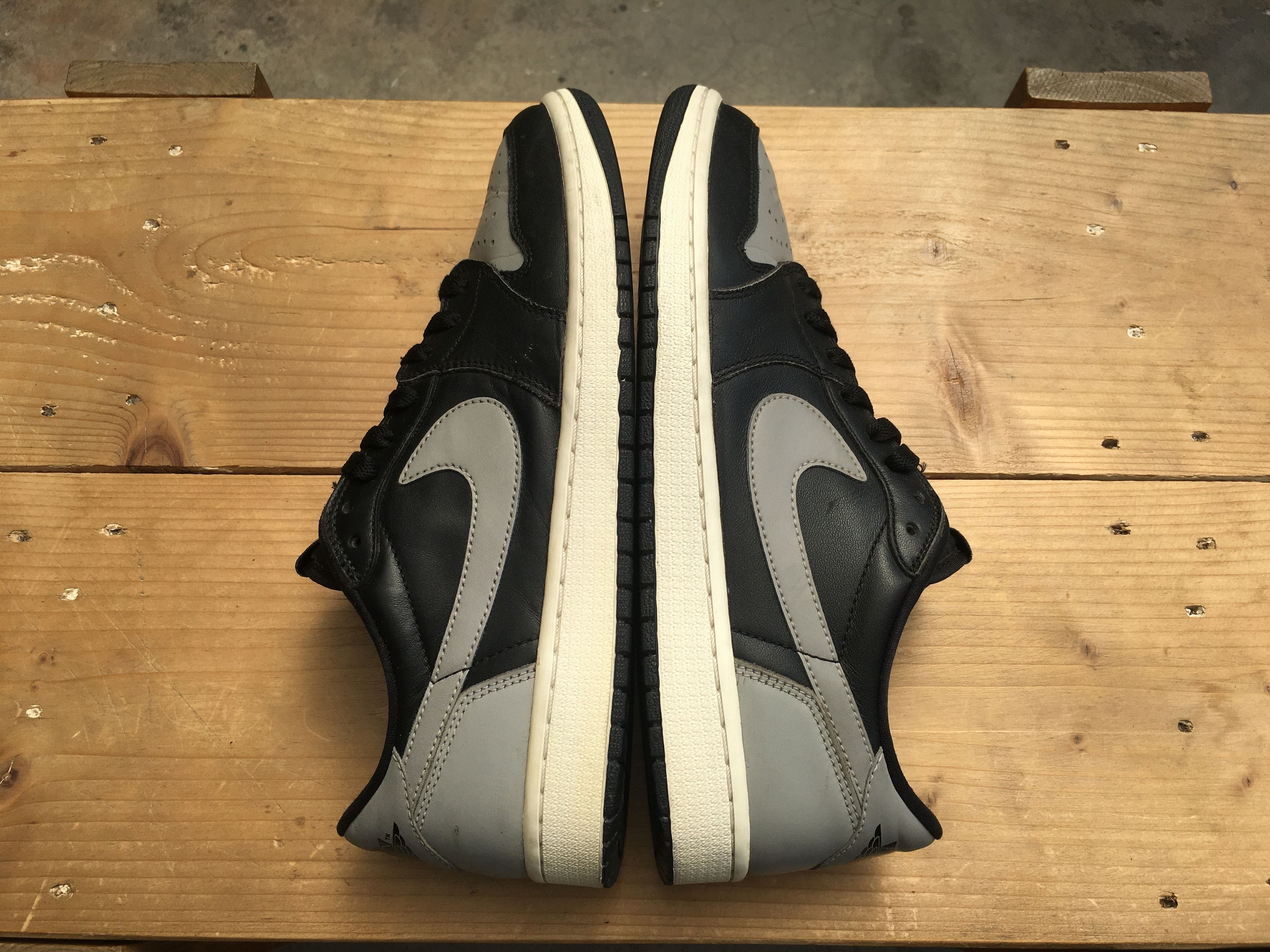 Jordan Brand × Nike 🔥 Nike Air Jordan 1 Retro Low OG Shadow 2015 Size US 10 / EU 43 - 23 Thumbnail