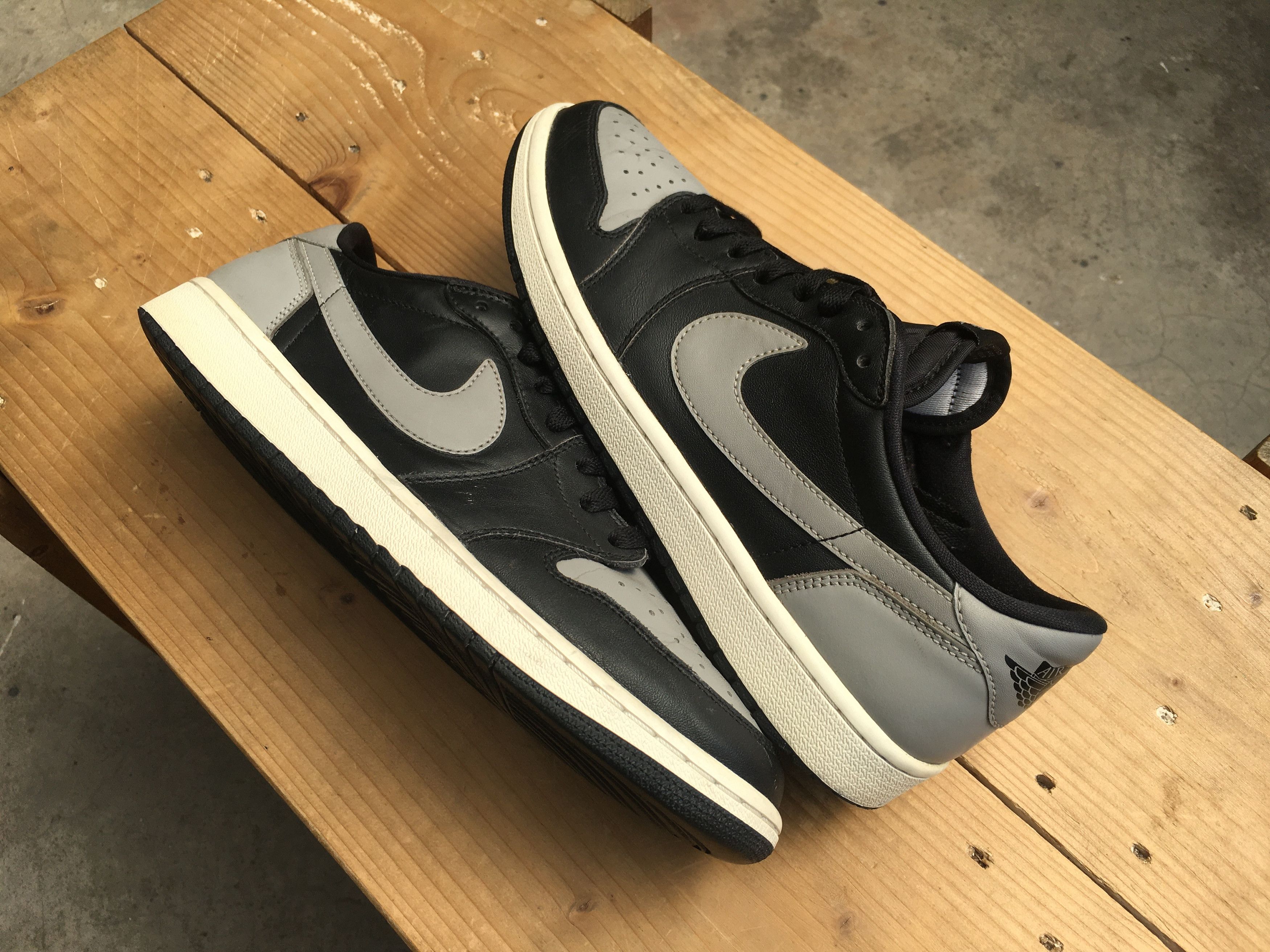 Jordan Brand × Nike 🔥 Nike Air Jordan 1 Retro Low OG Shadow 2015 Size US 10 / EU 43 - 22 Thumbnail
