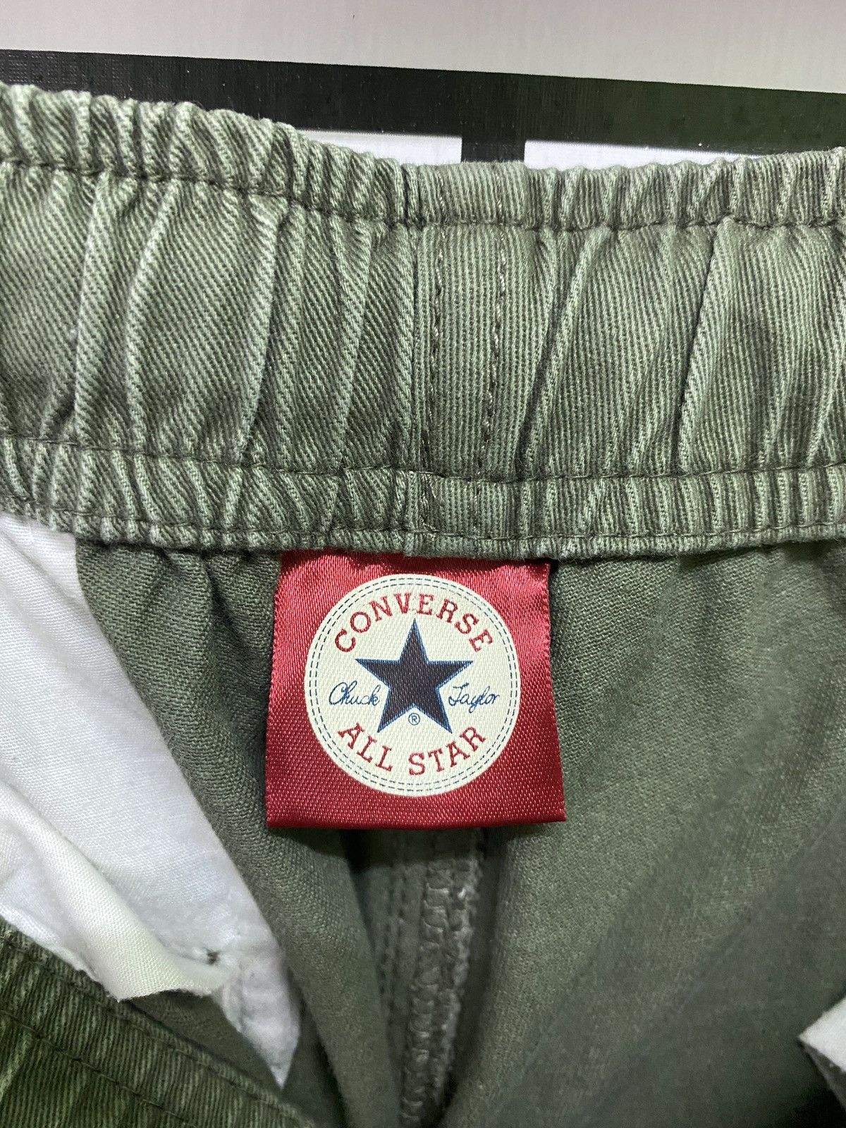Converse Converse 26 to 29 Multipocket Cargo Distressed Pants Size US 29 - 14 Thumbnail