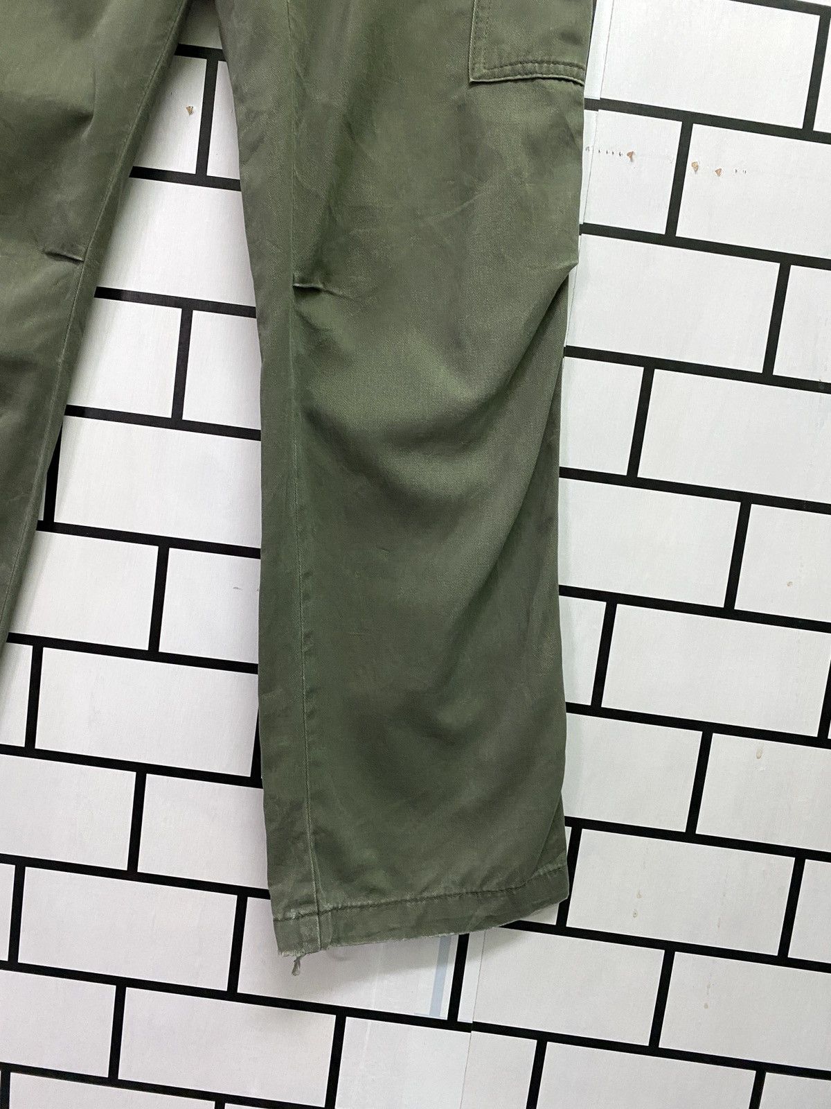 Converse Converse 26 to 29 Multipocket Cargo Distressed Pants Size US 29 - 7 Thumbnail
