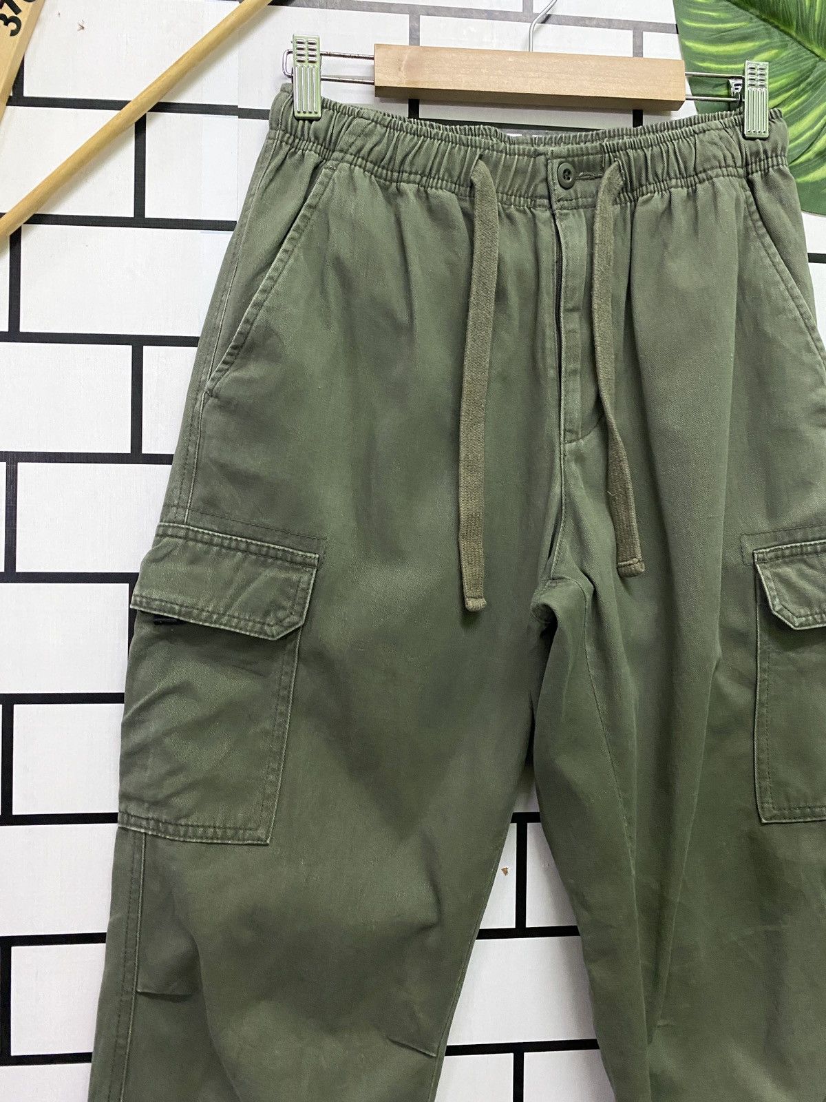 Converse Converse 26 to 29 Multipocket Cargo Distressed Pants Size US 29 - 4 Thumbnail