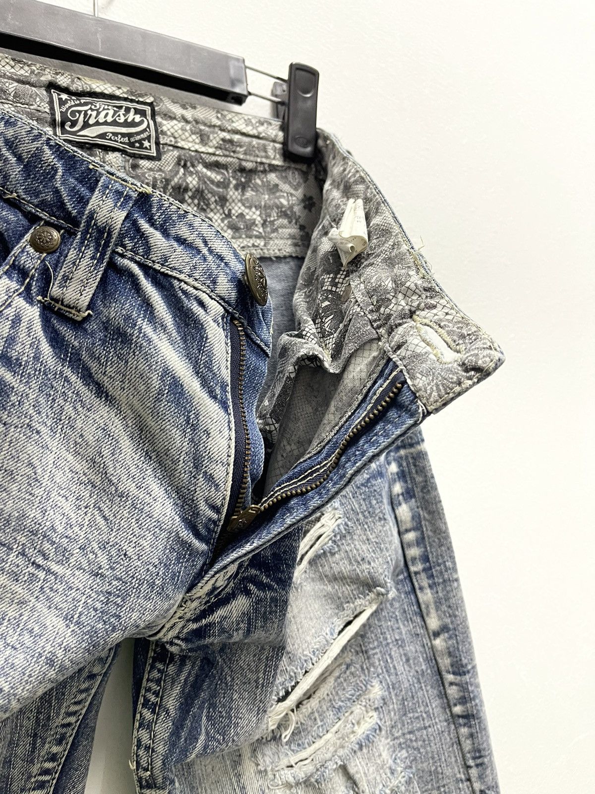 Japanese Brand × Vintage Vintage Speed Trash Distress Denim Jeans Size US 31 - 16 Thumbnail