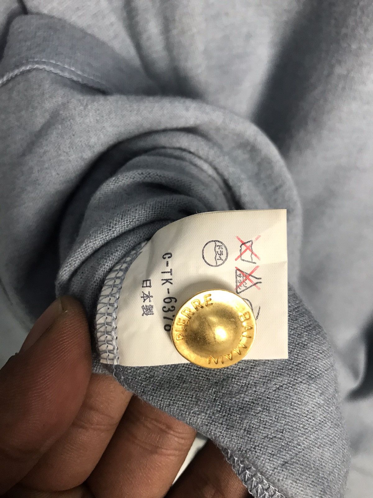 Pierre Balmain × Vintage Vintage Pierre balmain maman half gold button pyjamas Size US M / EU 48-50 / 2 - 4 Thumbnail