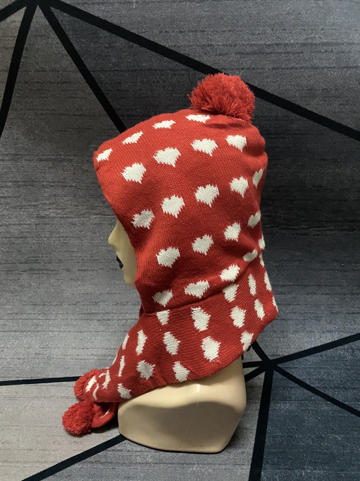 Disney Minnie Mouse embroidered Logo Love Design Trapper Beanie Hat Size ONE SIZE - 3 Thumbnail