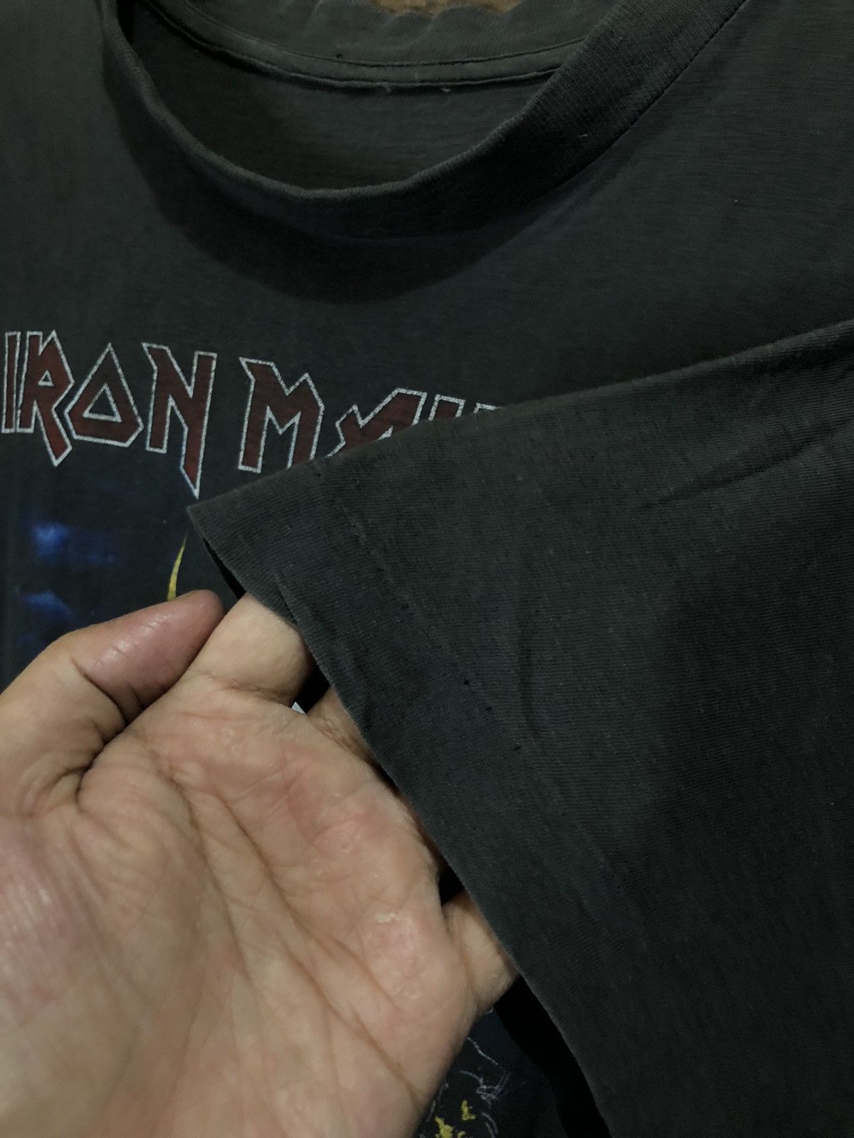 Band Tees × Vintage Vintage Iron Maiden 1985 Live After Death Distressed Shirt Size US L / EU 52-54 / 3 - 17 Thumbnail