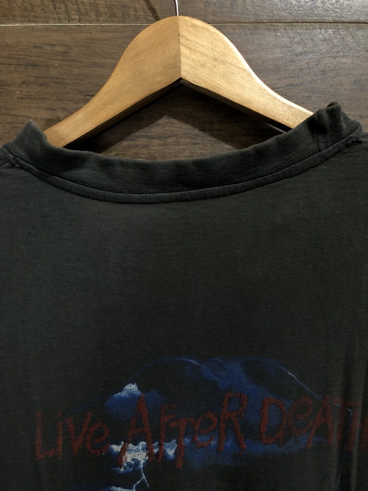Band Tees × Vintage Vintage Iron Maiden 1985 Live After Death Distressed Shirt Size US L / EU 52-54 / 3 - 10 Thumbnail