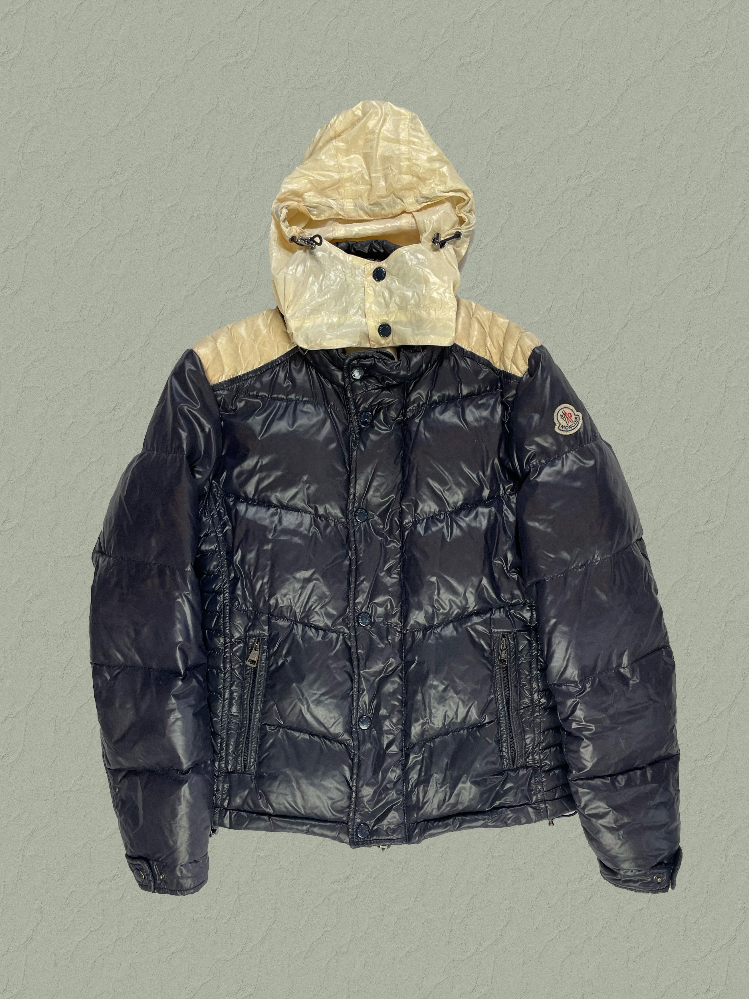 image of Moncler Austin Jacket Size 1 (S) in Navy, Men's