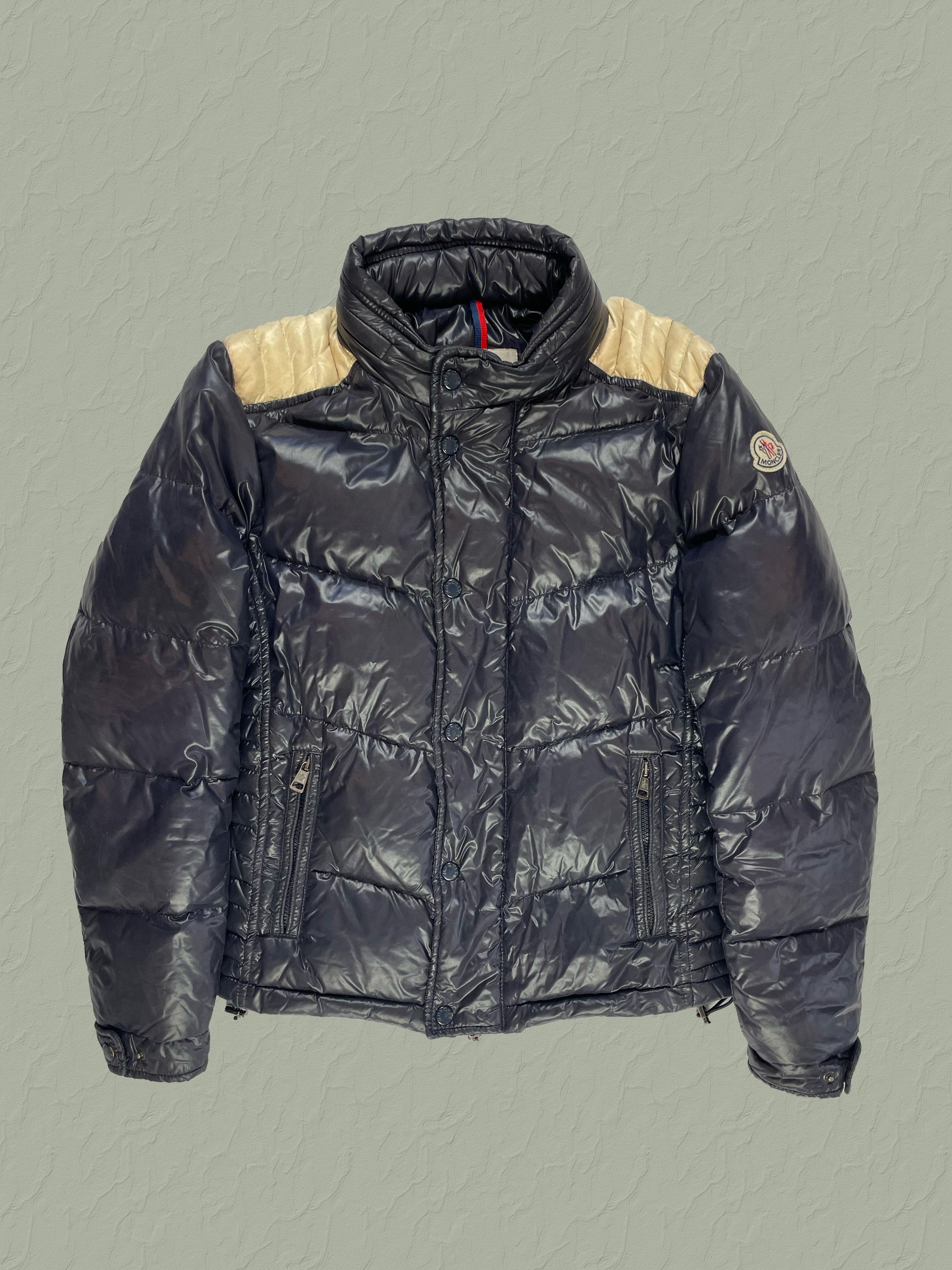 Moncler Moncler Austin Jacket sz 1 (S) Size US S / EU 44-46 / 1 - 2 Thumbnail
