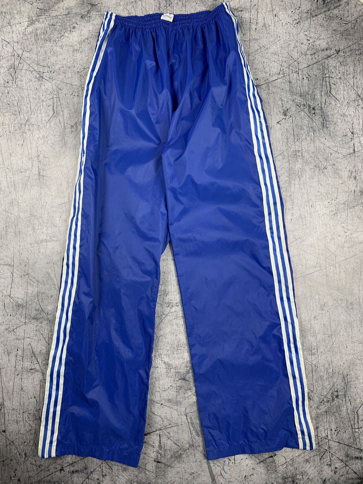 Adidas Very Rare 70’s Adidas Ventex Nylon Pants Zipped Navy Blue Size US 34 / EU 50 - 1 Thumbnail